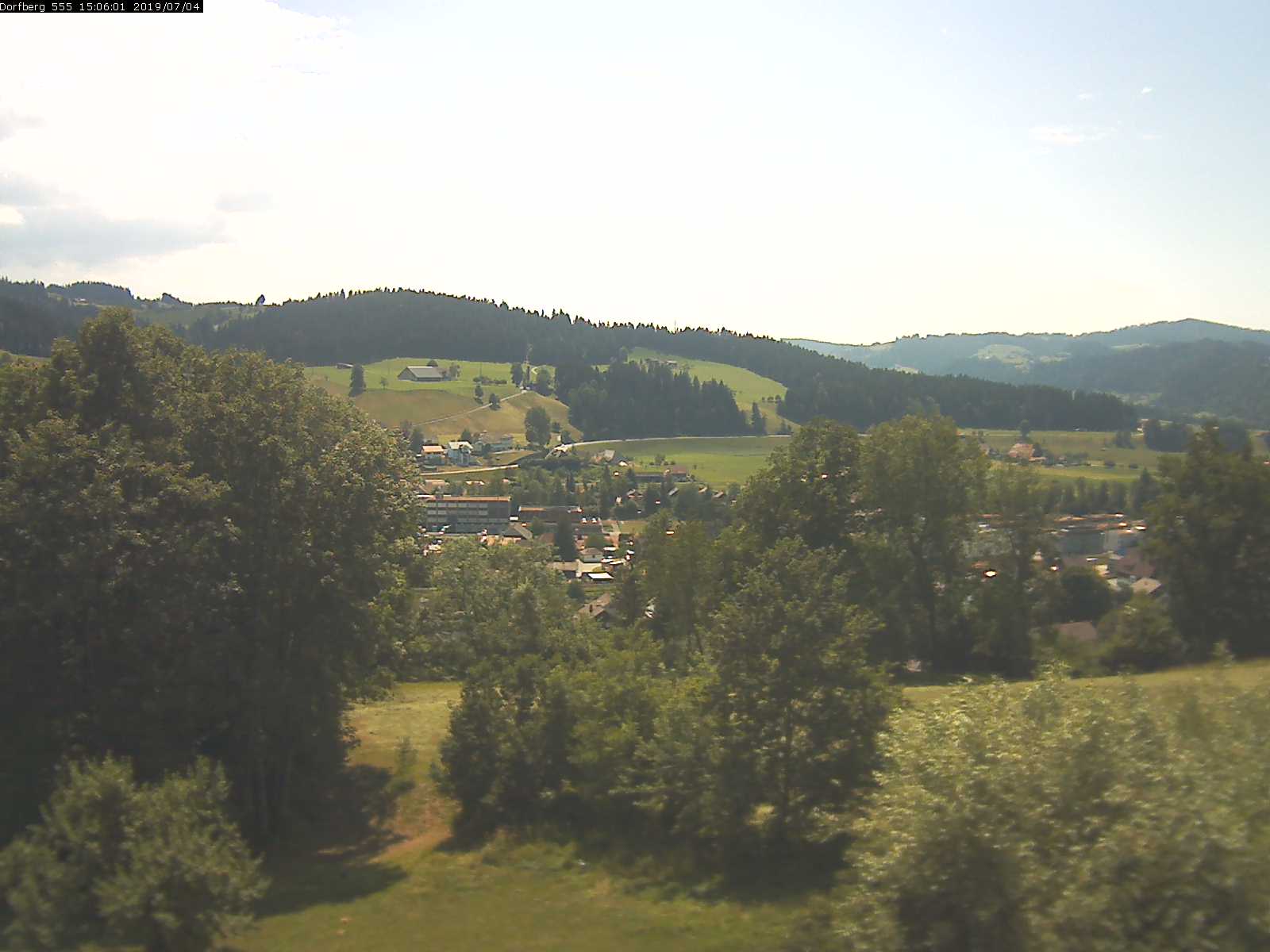Webcam-Bild: Aussicht vom Dorfberg in Langnau 20190704-150601