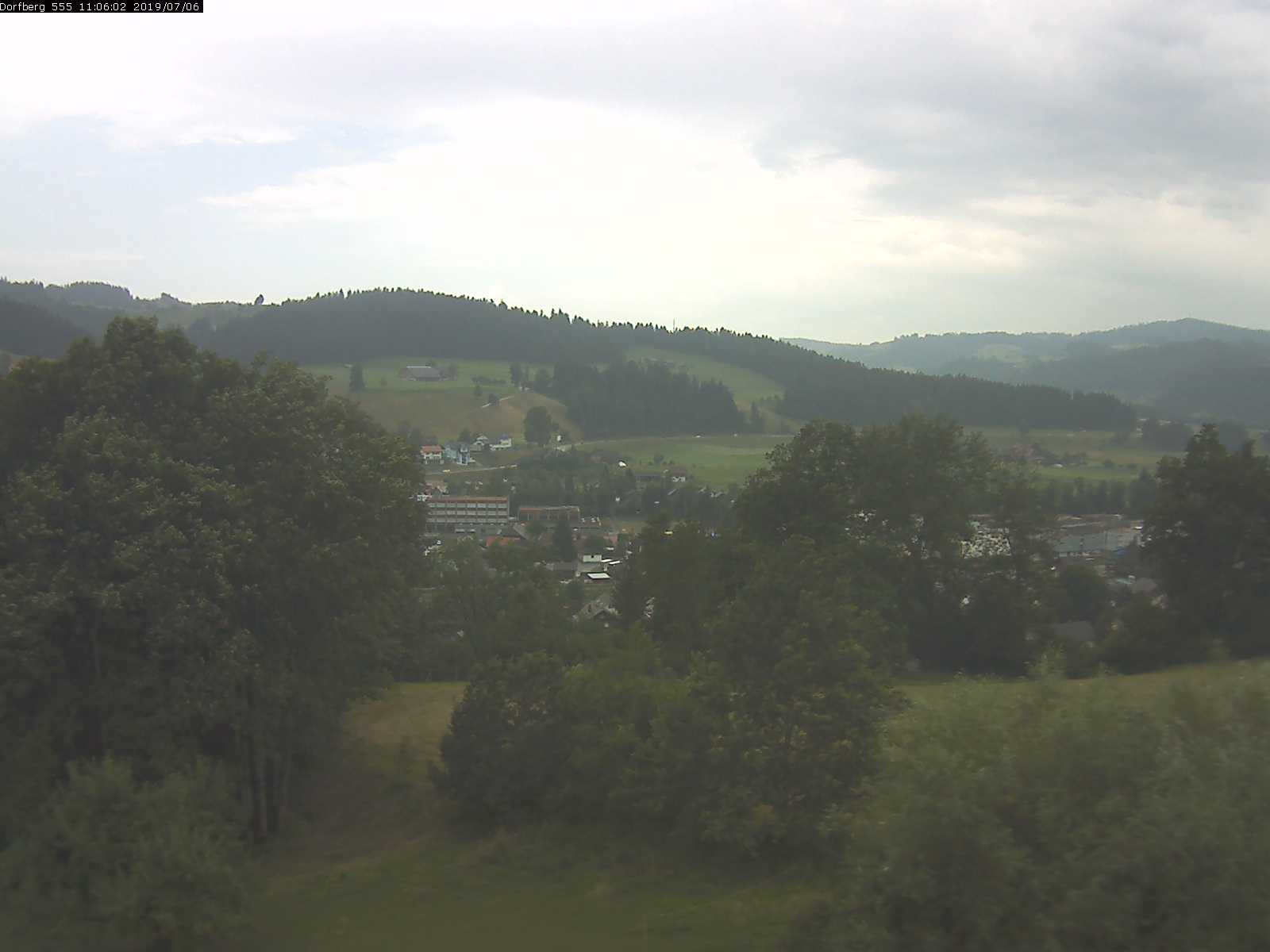 Webcam-Bild: Aussicht vom Dorfberg in Langnau 20190706-110601