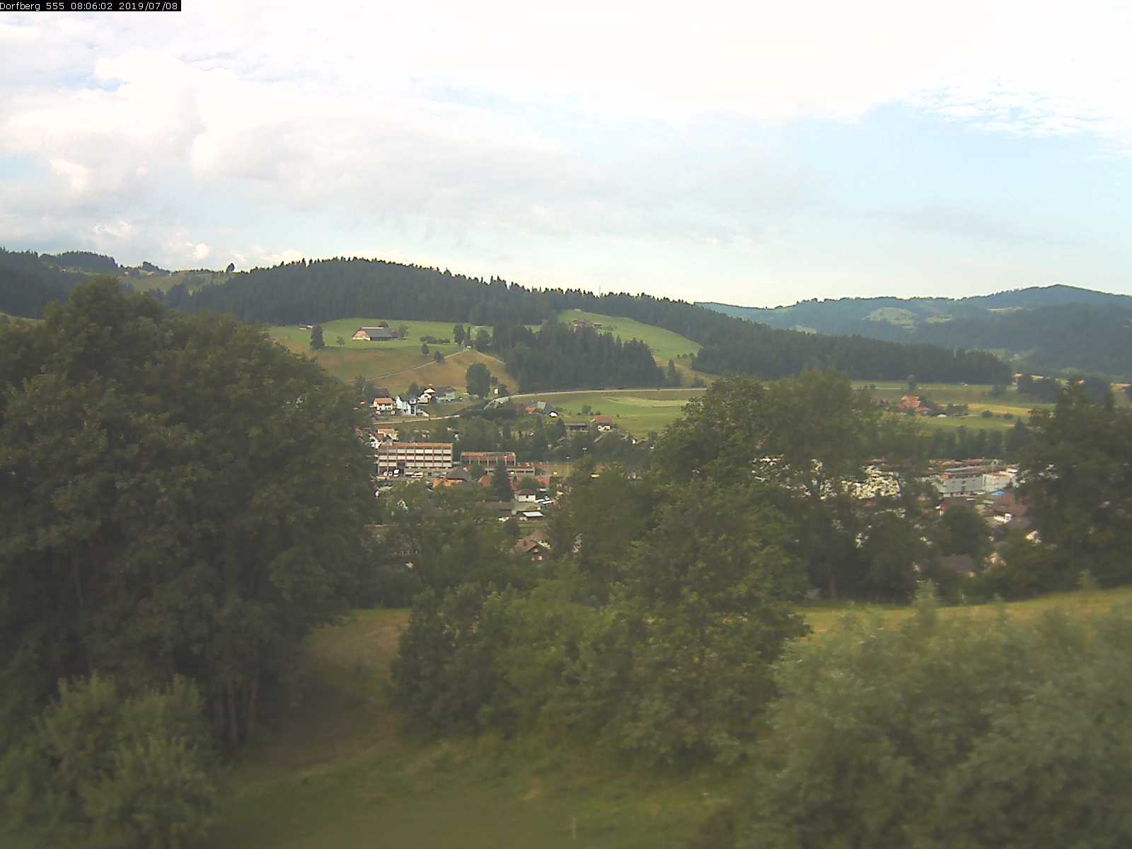 Webcam-Bild: Aussicht vom Dorfberg in Langnau 20190708-080601
