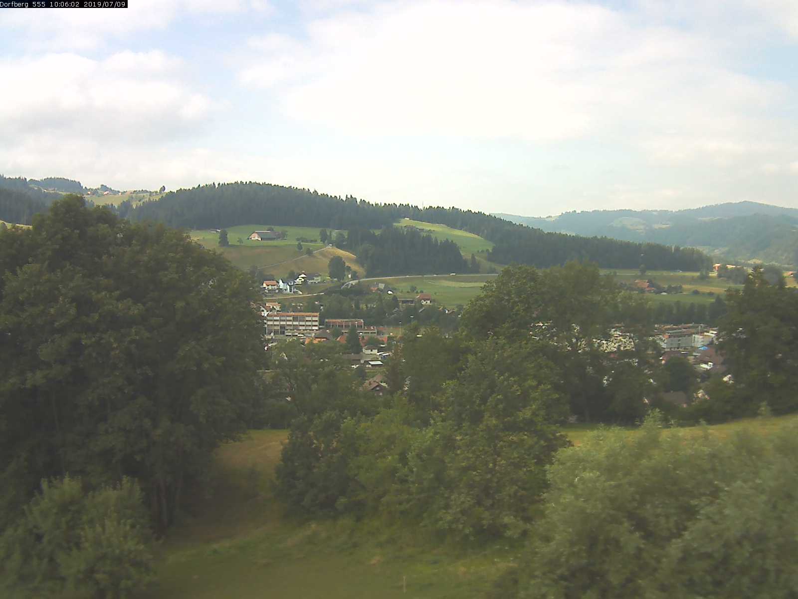 Webcam-Bild: Aussicht vom Dorfberg in Langnau 20190709-100601