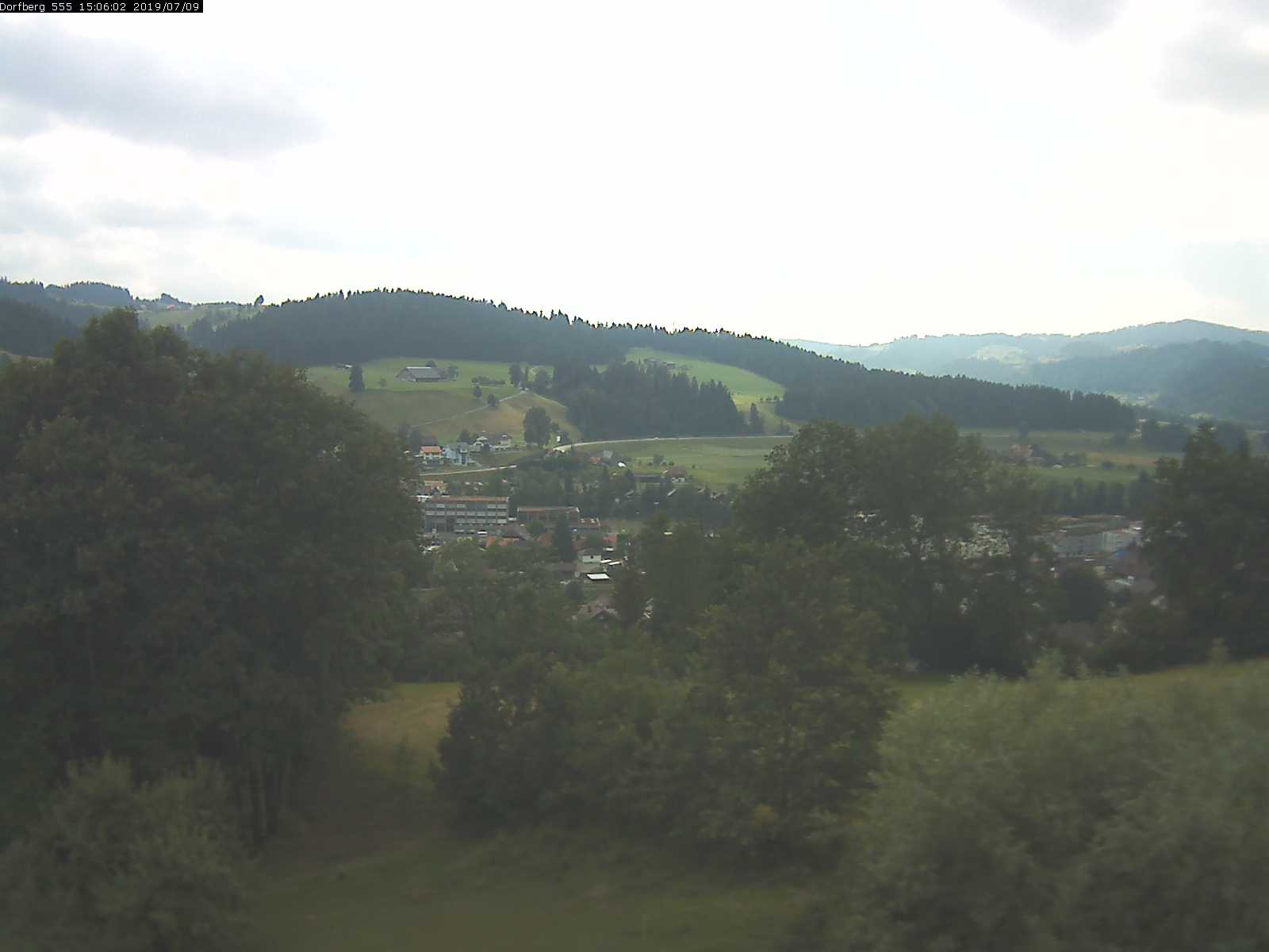 Webcam-Bild: Aussicht vom Dorfberg in Langnau 20190709-150601
