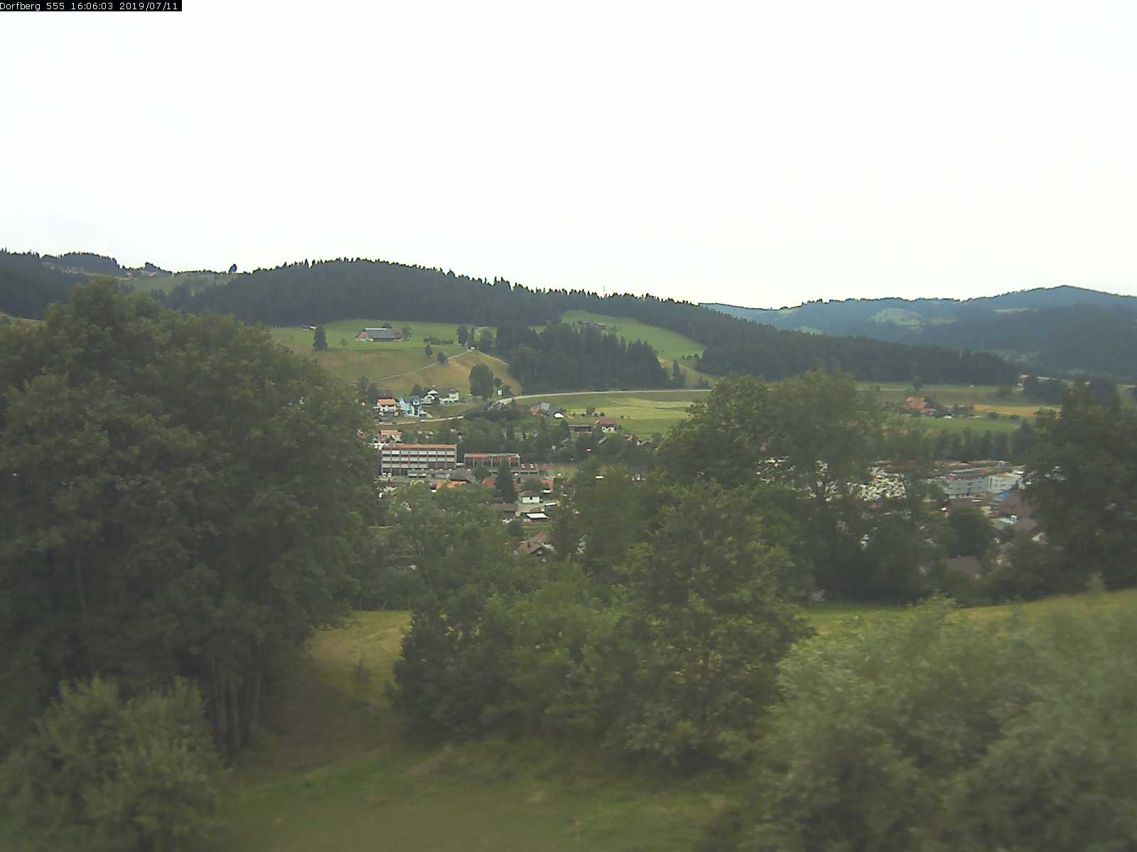 Webcam-Bild: Aussicht vom Dorfberg in Langnau 20190711-160601