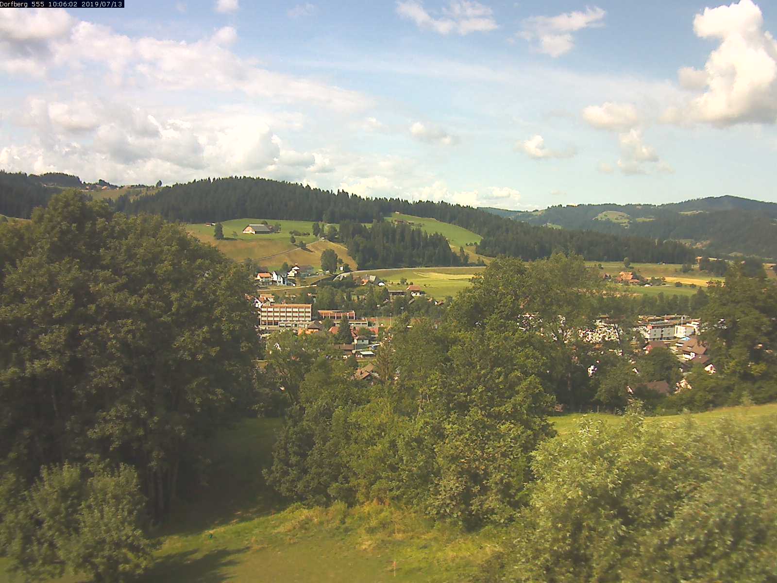 Webcam-Bild: Aussicht vom Dorfberg in Langnau 20190713-100601