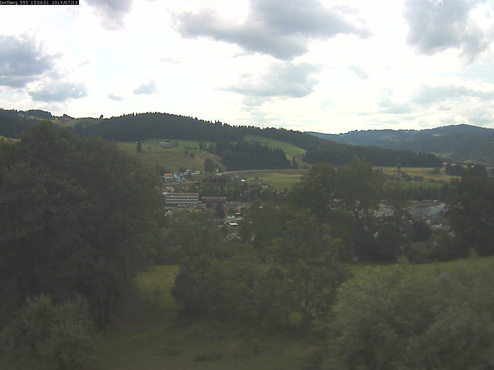Webcam-Bild: Aussicht vom Dorfberg in Langnau 20190713-150601