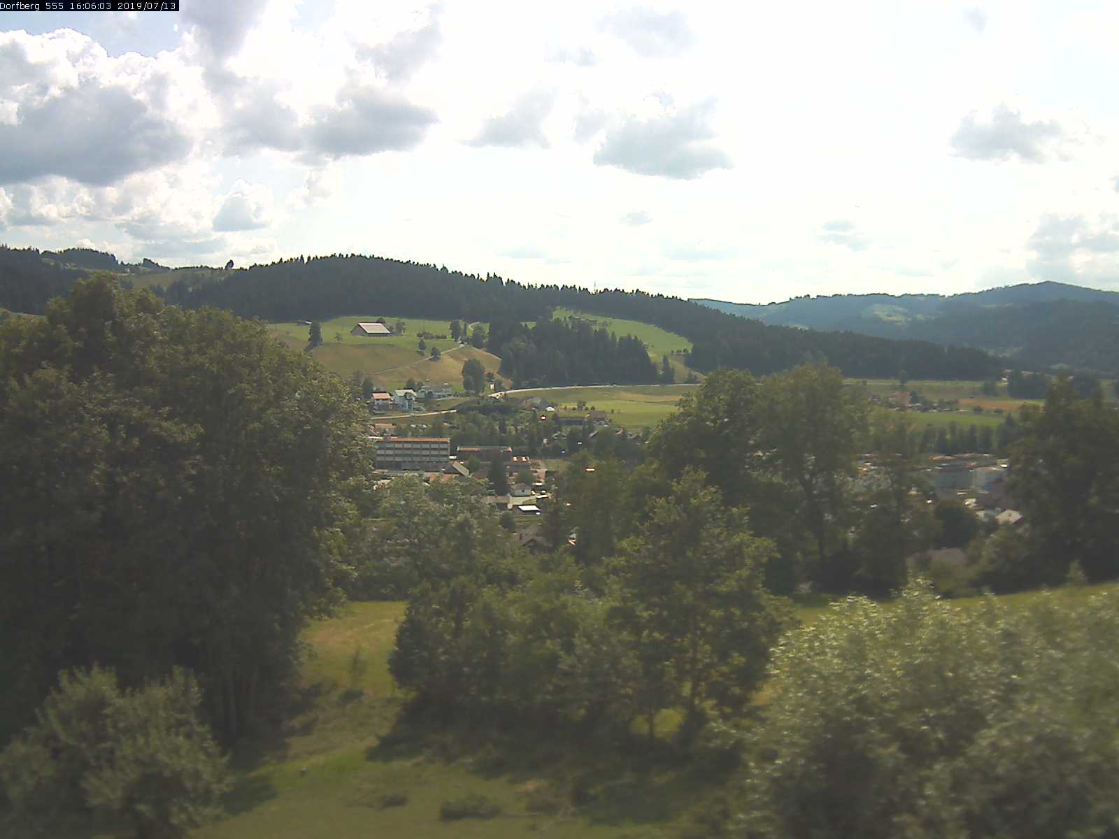 Webcam-Bild: Aussicht vom Dorfberg in Langnau 20190713-160601