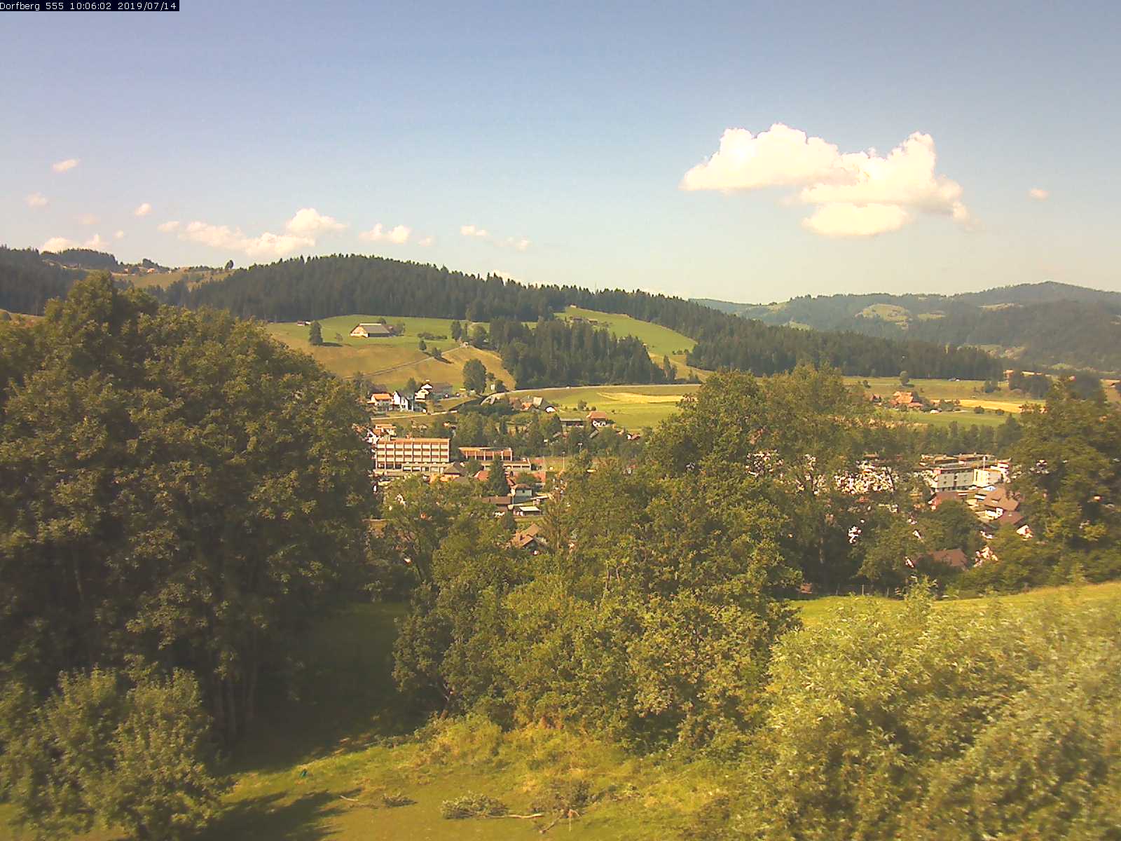 Webcam-Bild: Aussicht vom Dorfberg in Langnau 20190714-100601