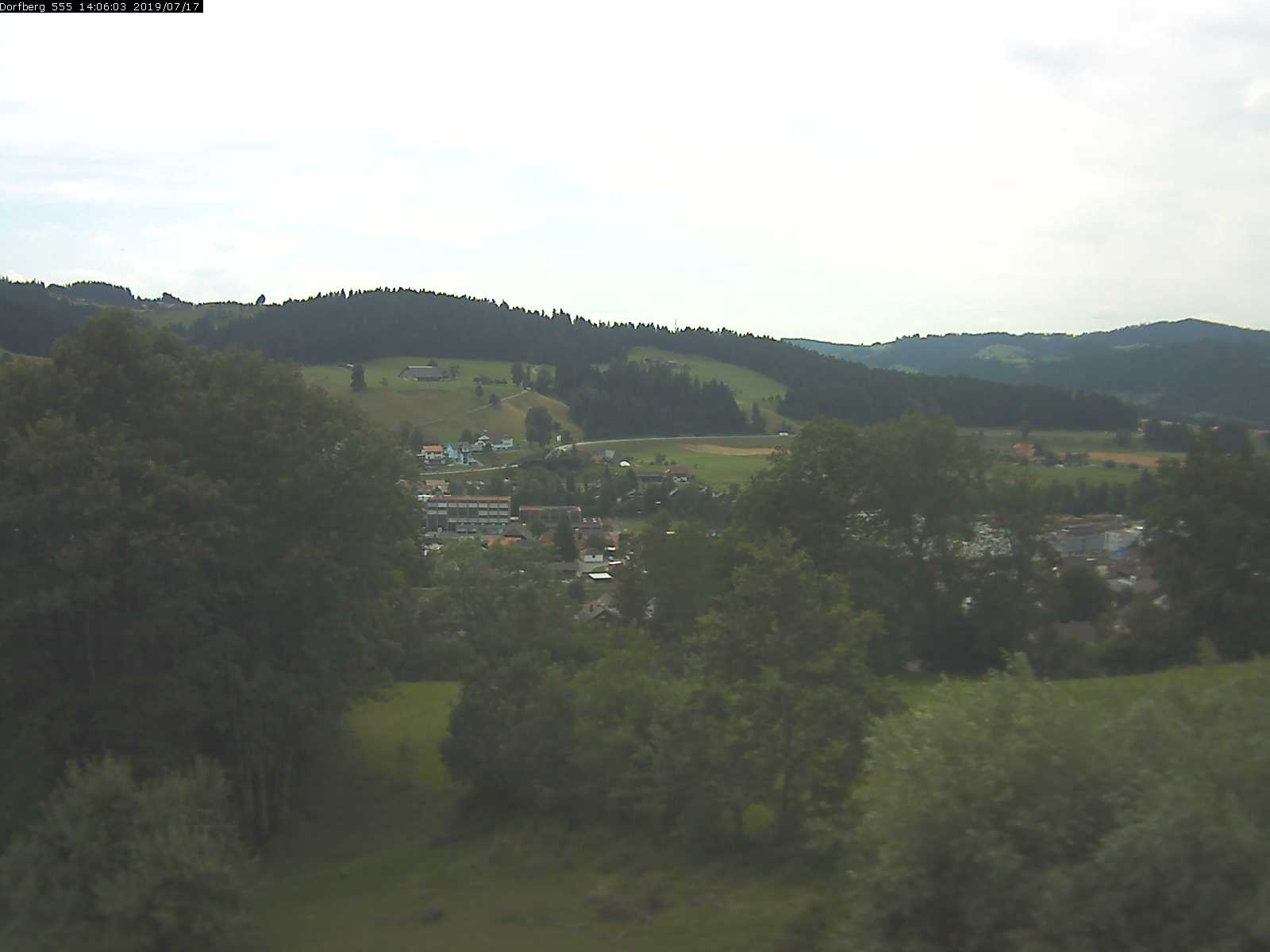 Webcam-Bild: Aussicht vom Dorfberg in Langnau 20190717-140601