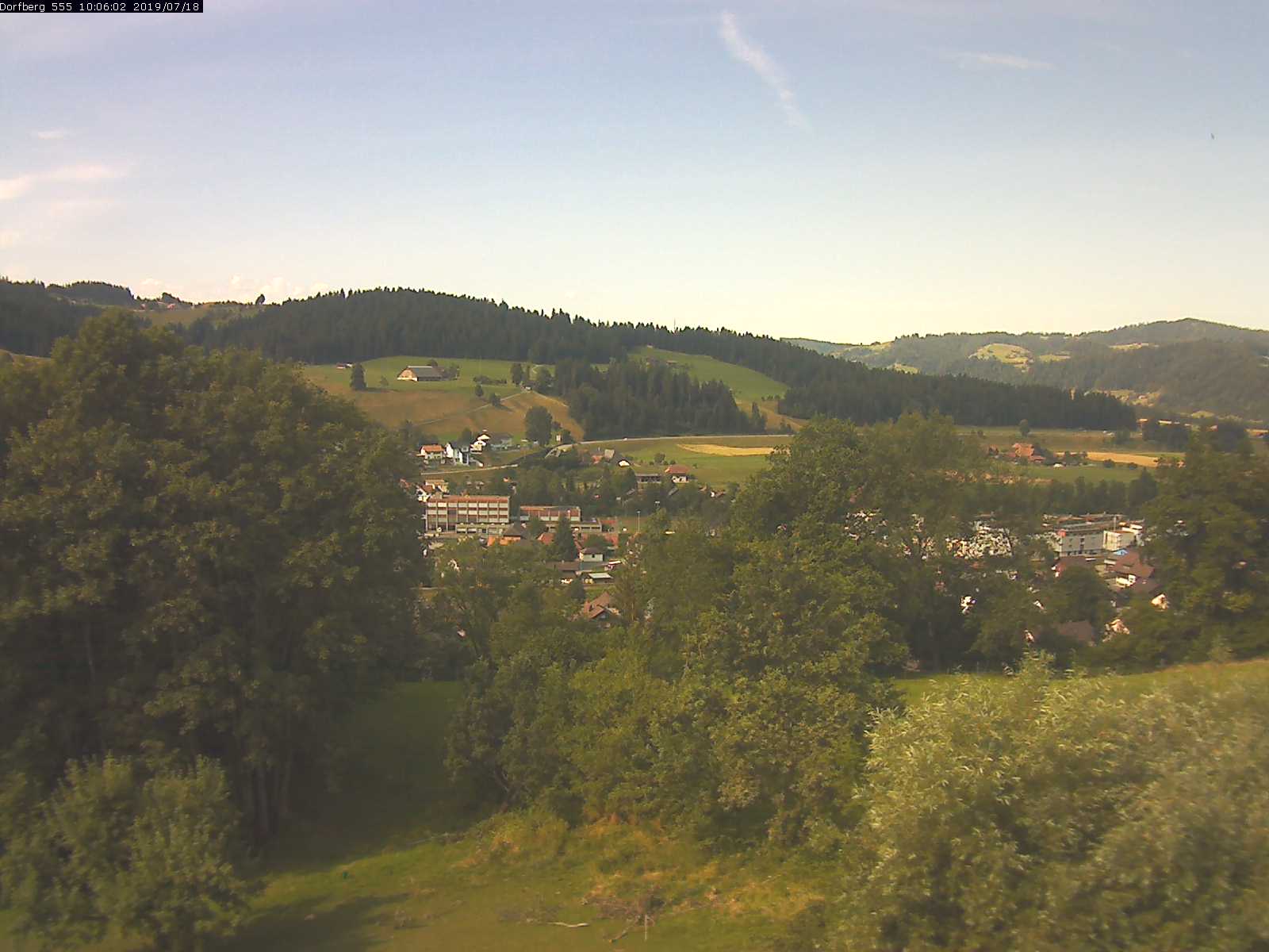 Webcam-Bild: Aussicht vom Dorfberg in Langnau 20190718-100601