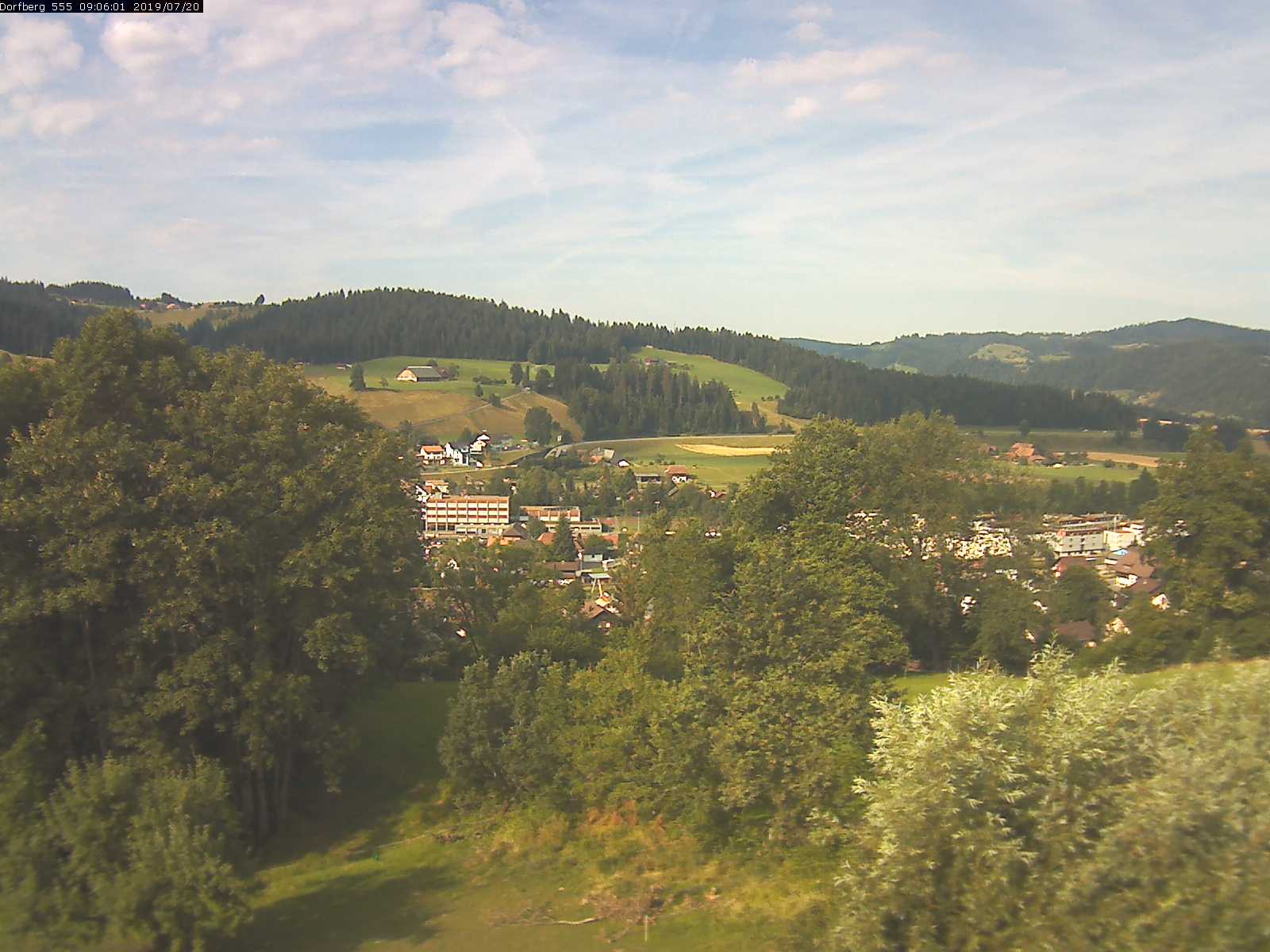 Webcam-Bild: Aussicht vom Dorfberg in Langnau 20190720-090601