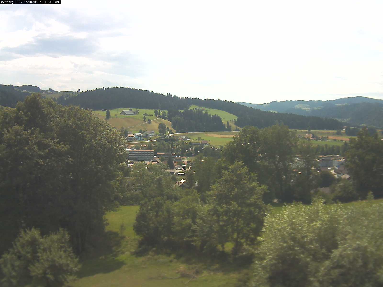 Webcam-Bild: Aussicht vom Dorfberg in Langnau 20190720-150601