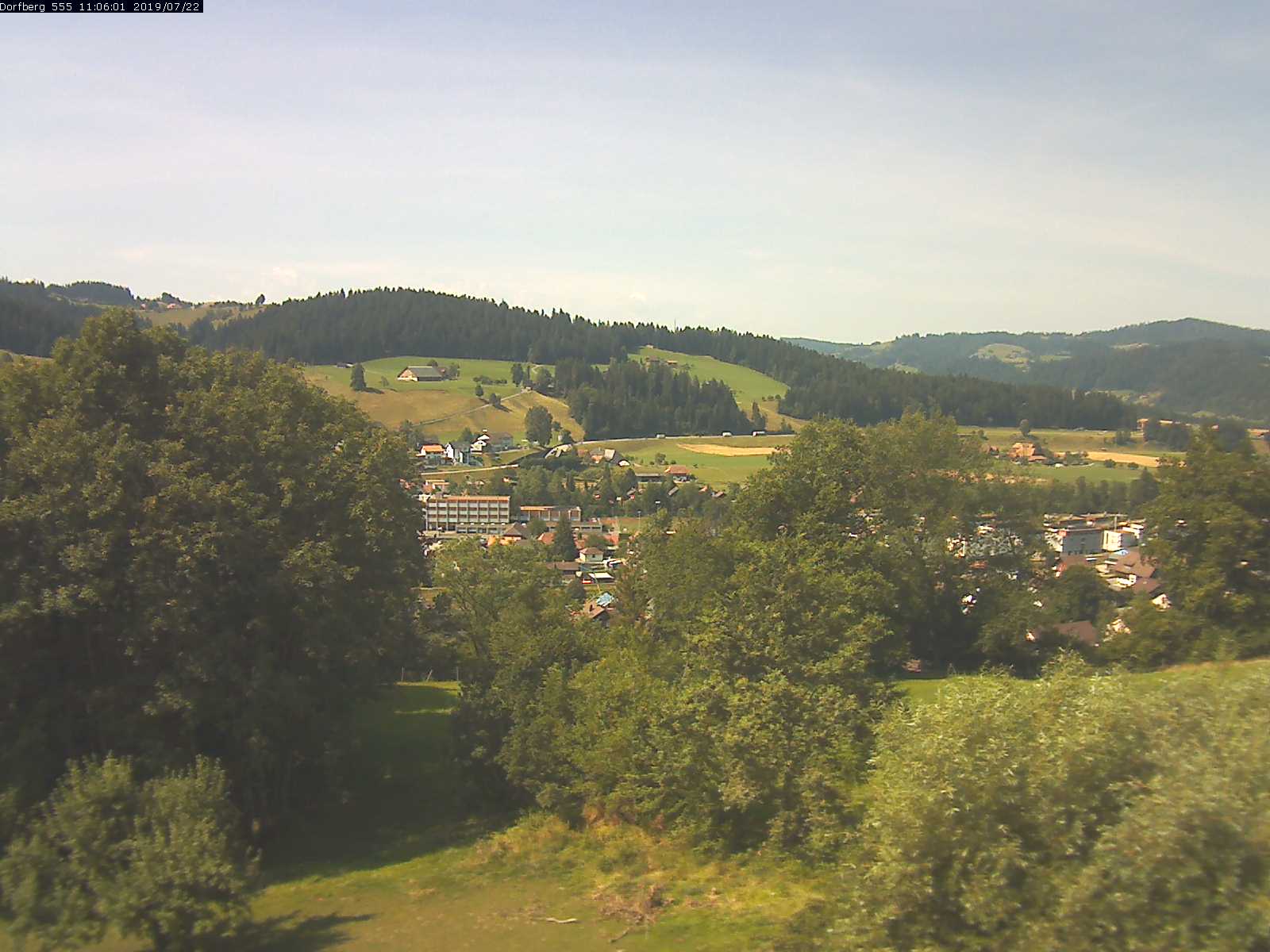 Webcam-Bild: Aussicht vom Dorfberg in Langnau 20190722-110601