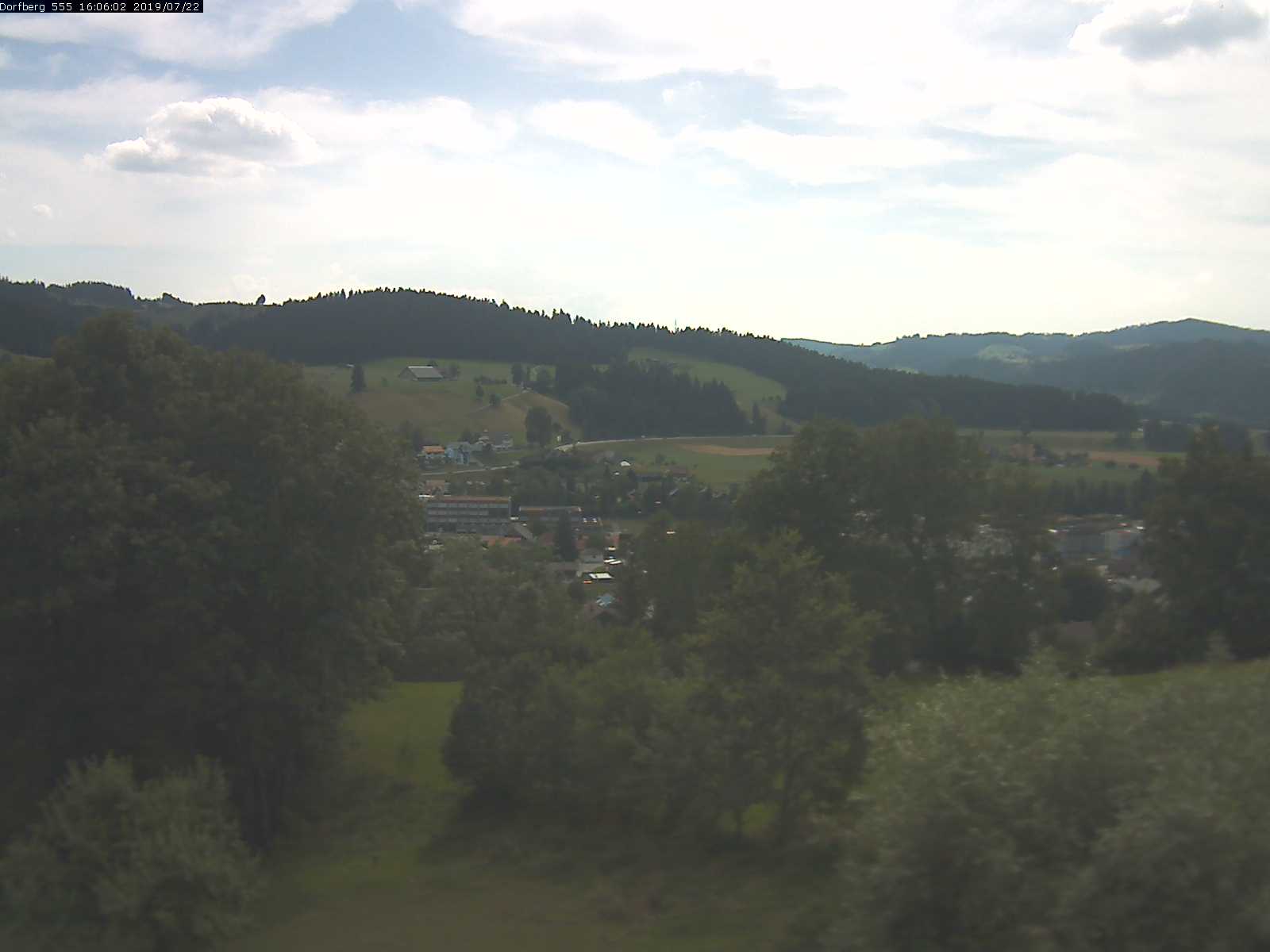 Webcam-Bild: Aussicht vom Dorfberg in Langnau 20190722-160601