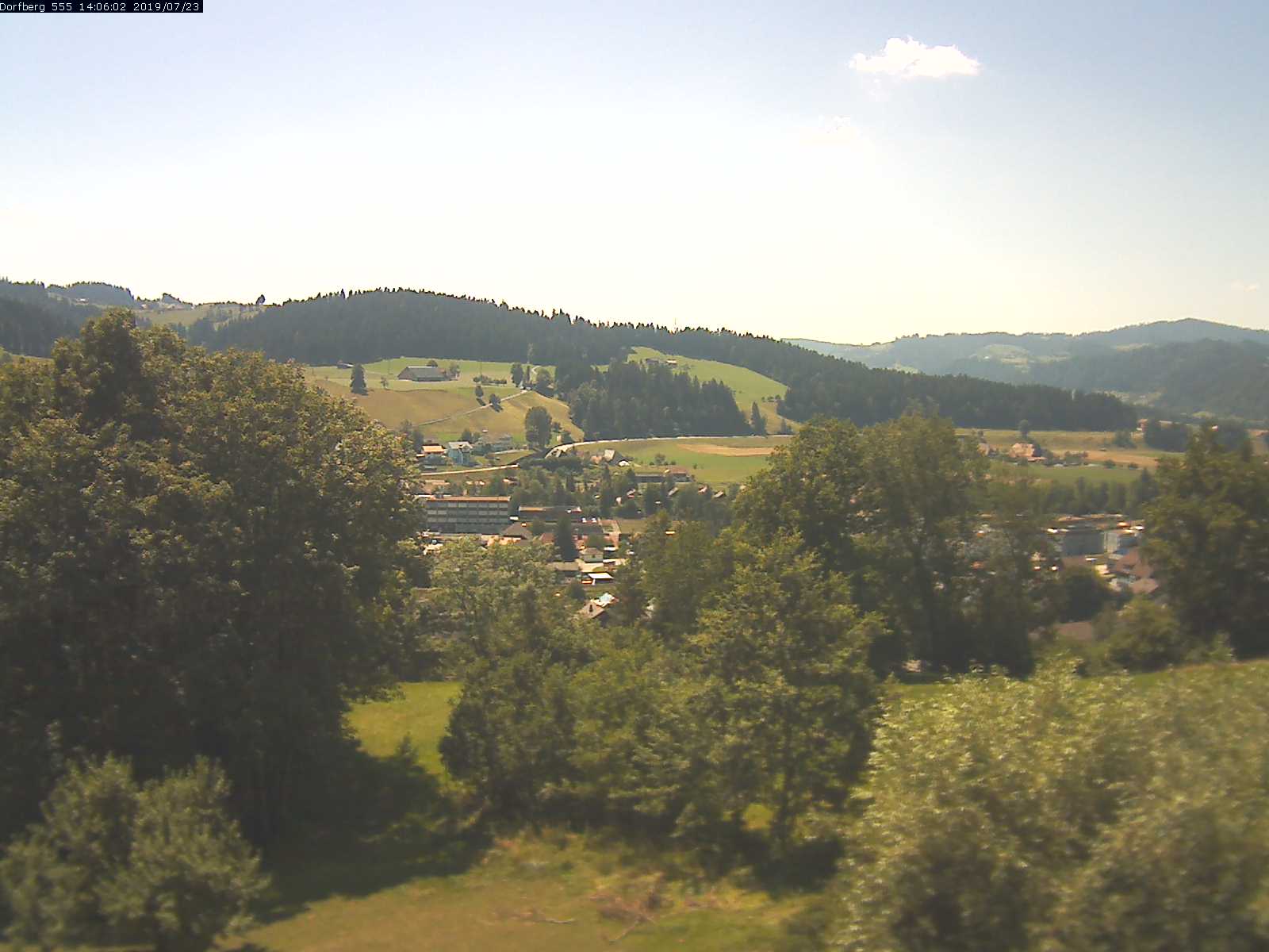 Webcam-Bild: Aussicht vom Dorfberg in Langnau 20190723-140601