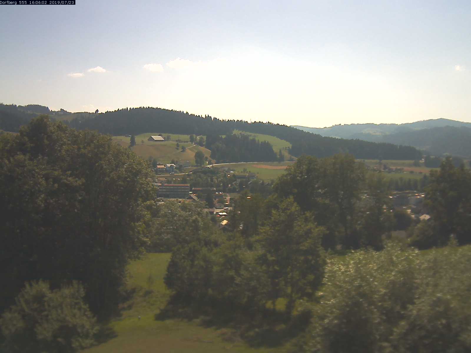 Webcam-Bild: Aussicht vom Dorfberg in Langnau 20190723-160601