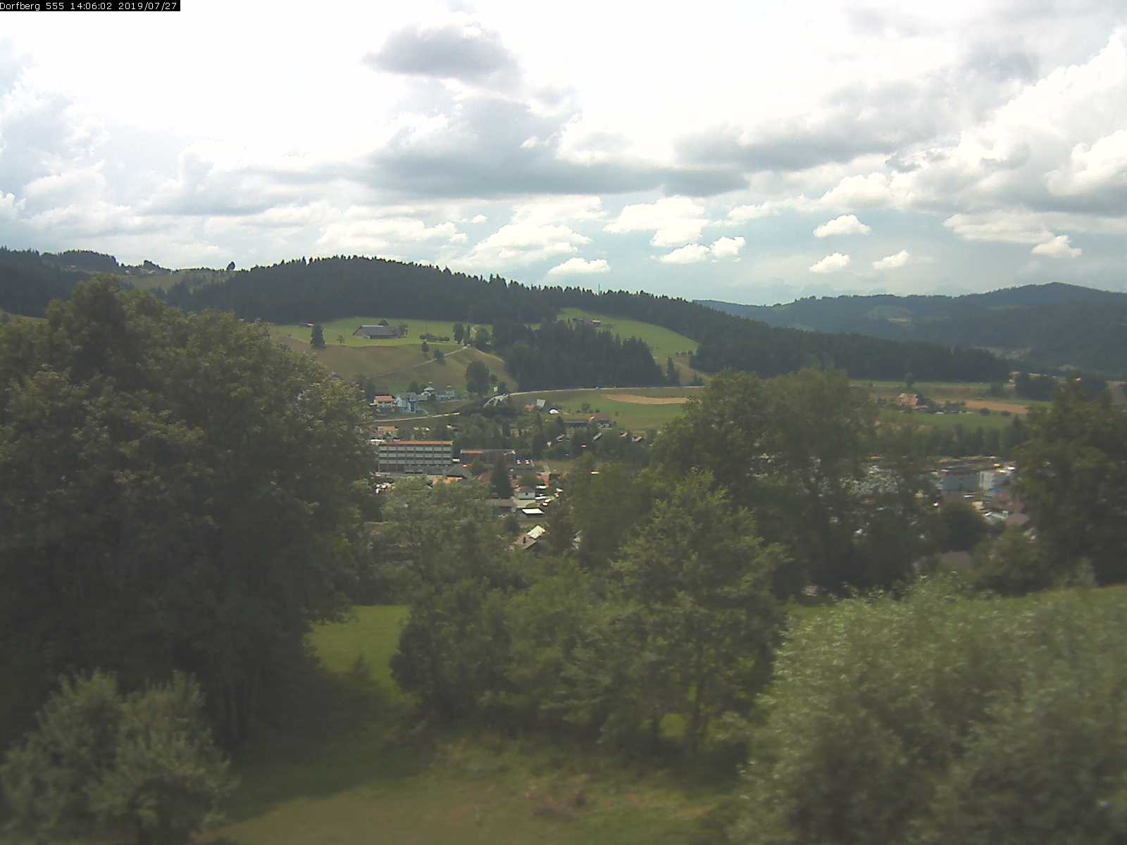Webcam-Bild: Aussicht vom Dorfberg in Langnau 20190727-140601