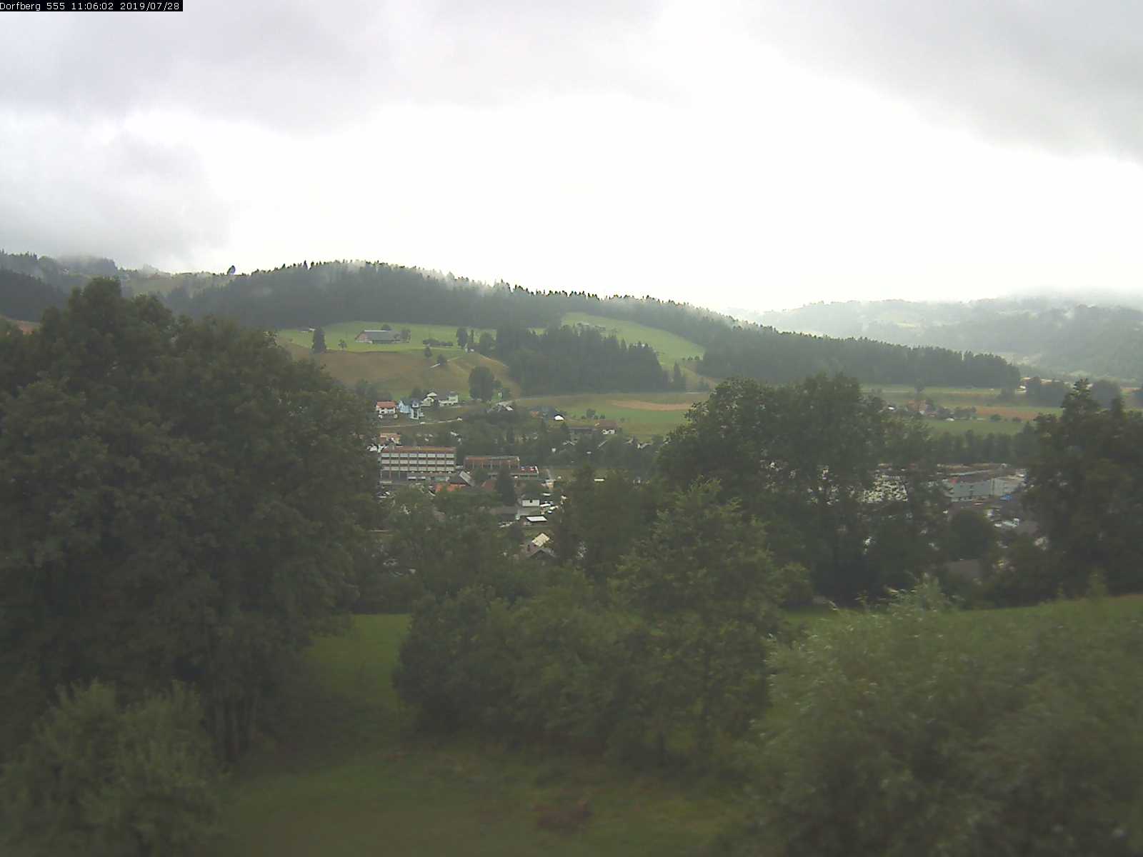 Webcam-Bild: Aussicht vom Dorfberg in Langnau 20190728-110601