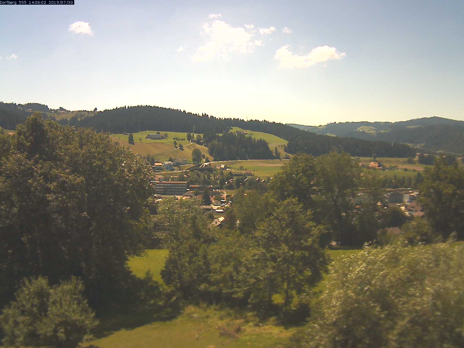 Webcam-Bild: Aussicht vom Dorfberg in Langnau 20190730-140602