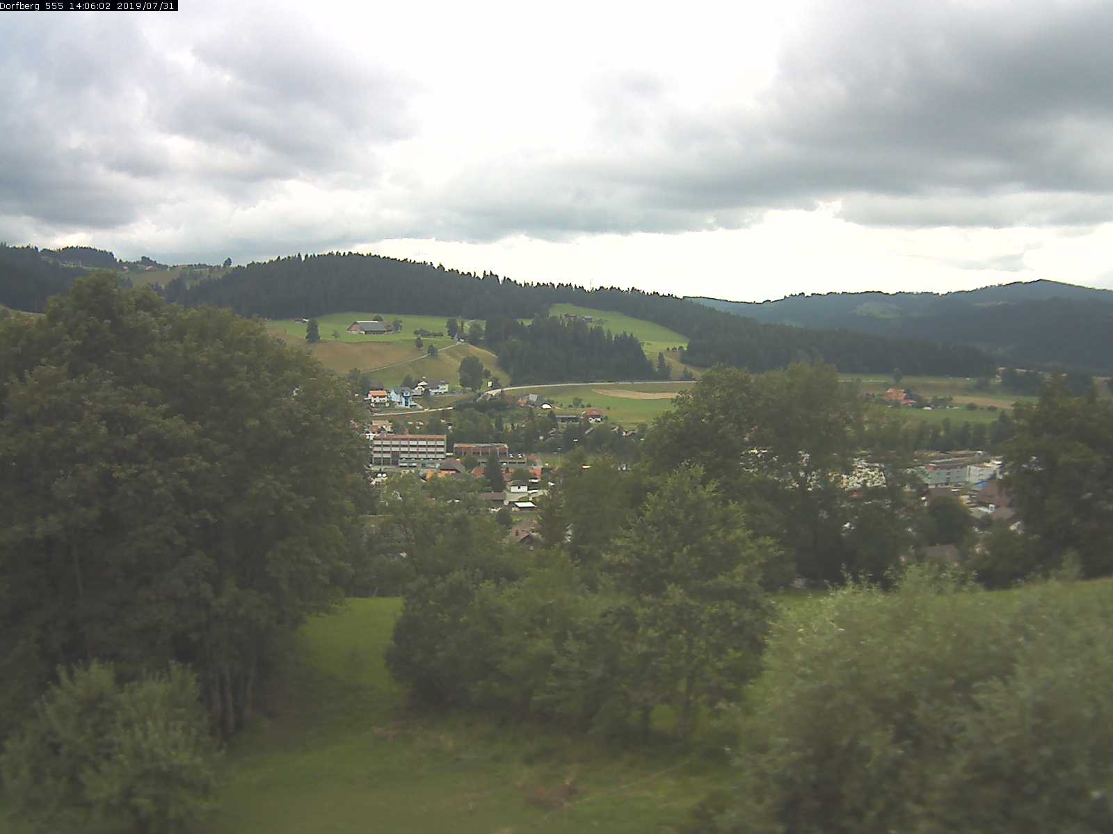 Webcam-Bild: Aussicht vom Dorfberg in Langnau 20190731-140601