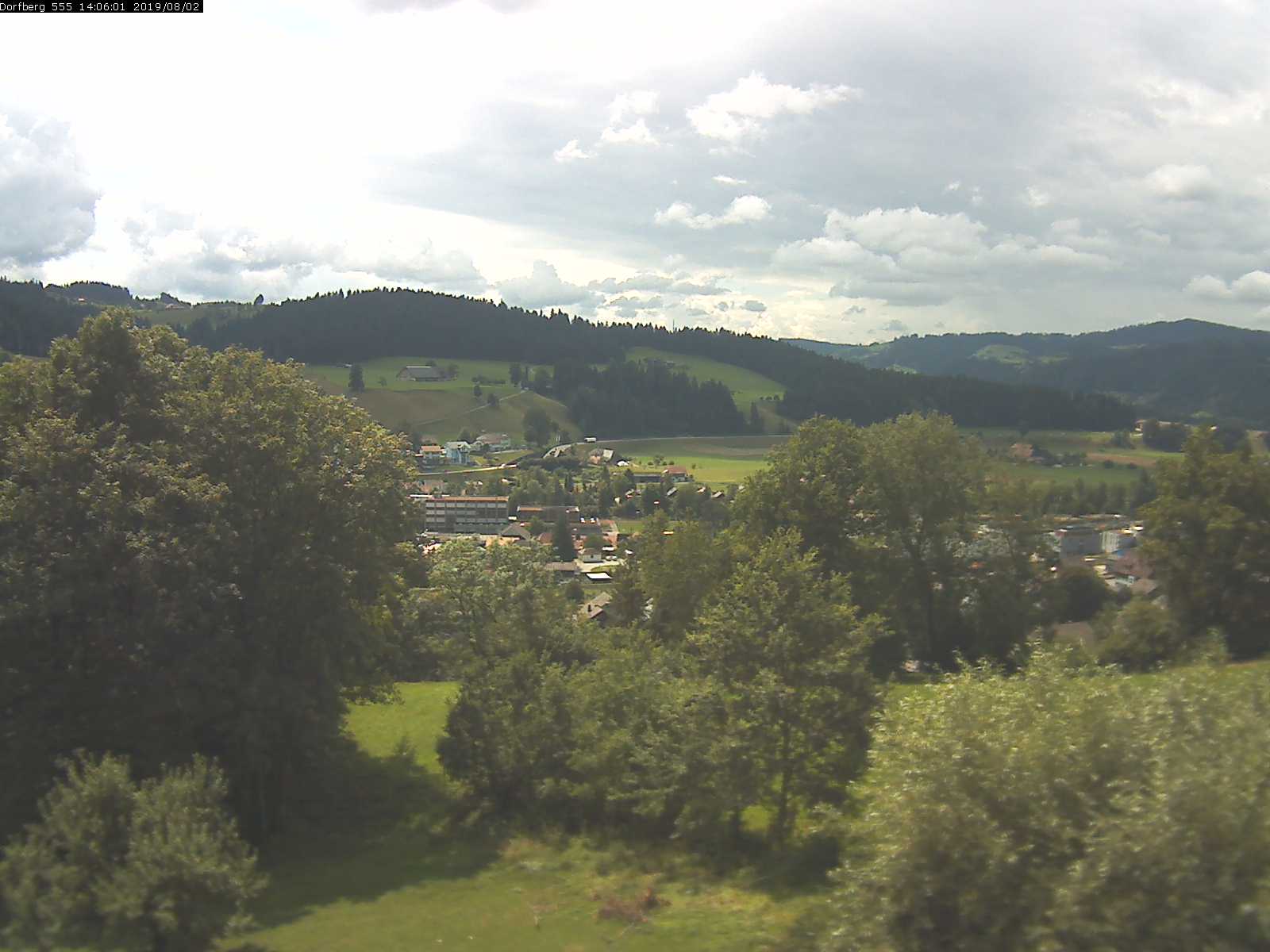 Webcam-Bild: Aussicht vom Dorfberg in Langnau 20190802-140601