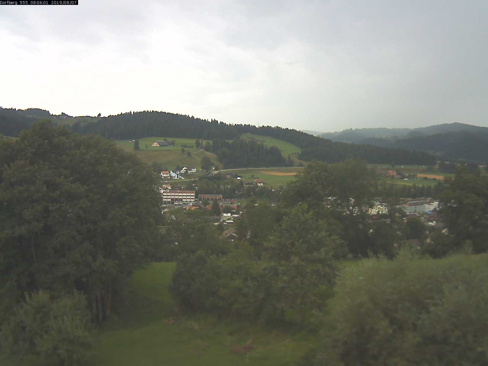 Webcam-Bild: Aussicht vom Dorfberg in Langnau 20190807-080601
