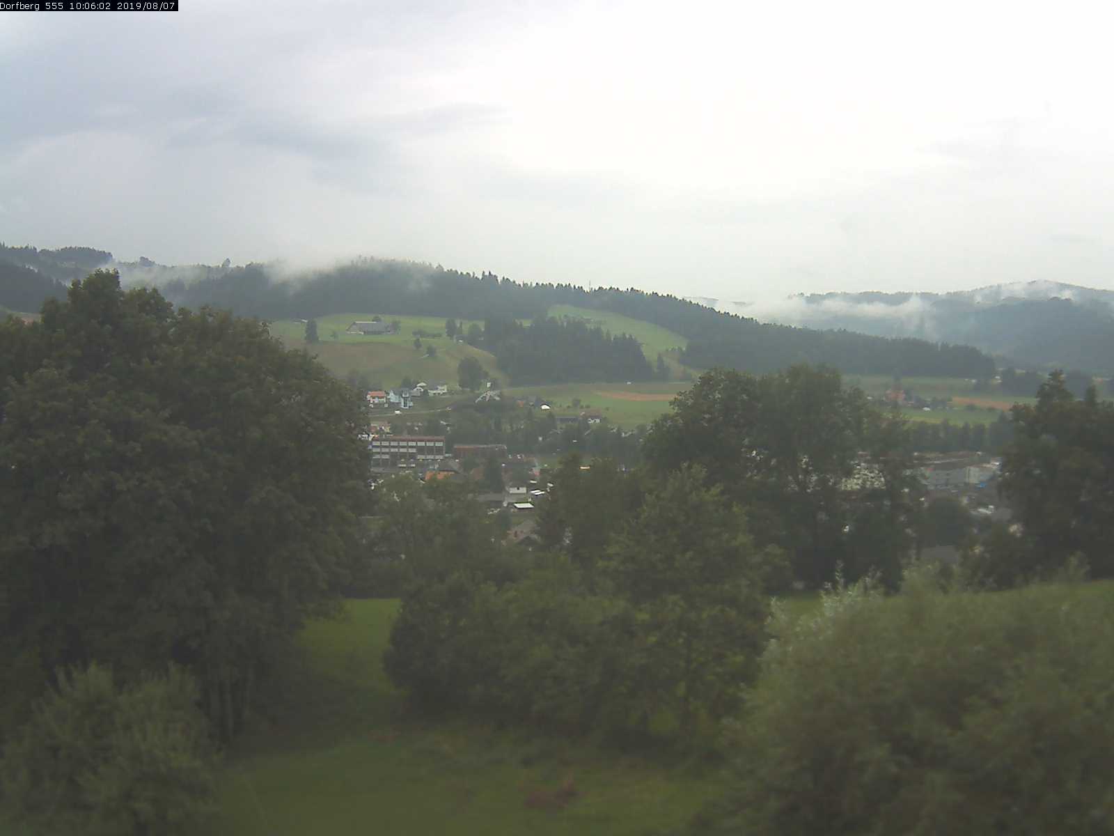 Webcam-Bild: Aussicht vom Dorfberg in Langnau 20190807-100601