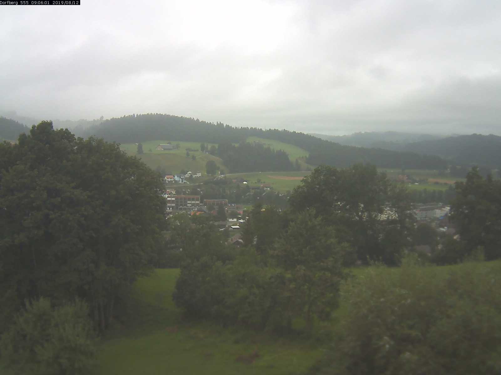 Webcam-Bild: Aussicht vom Dorfberg in Langnau 20190812-090601