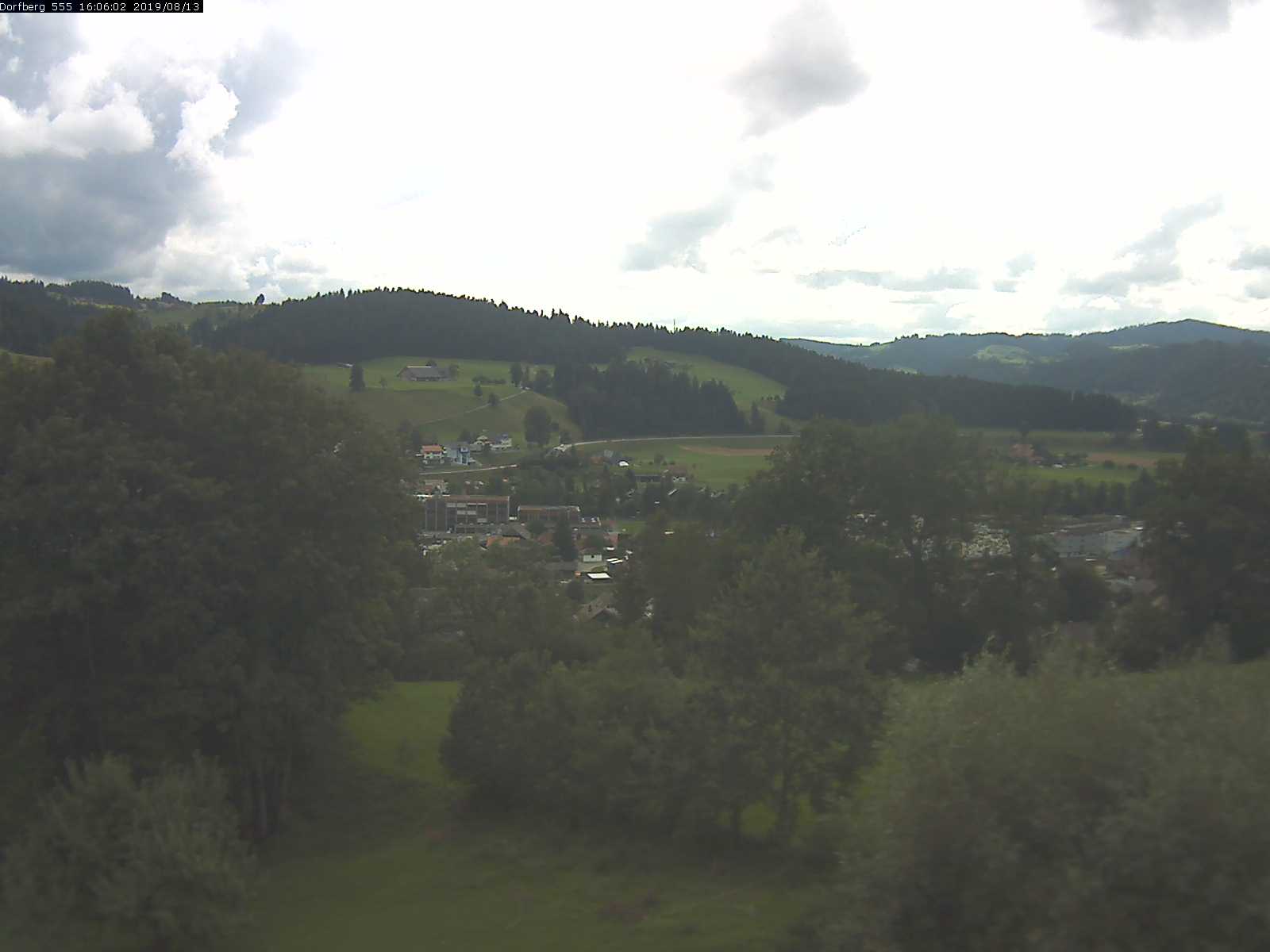 Webcam-Bild: Aussicht vom Dorfberg in Langnau 20190813-160601