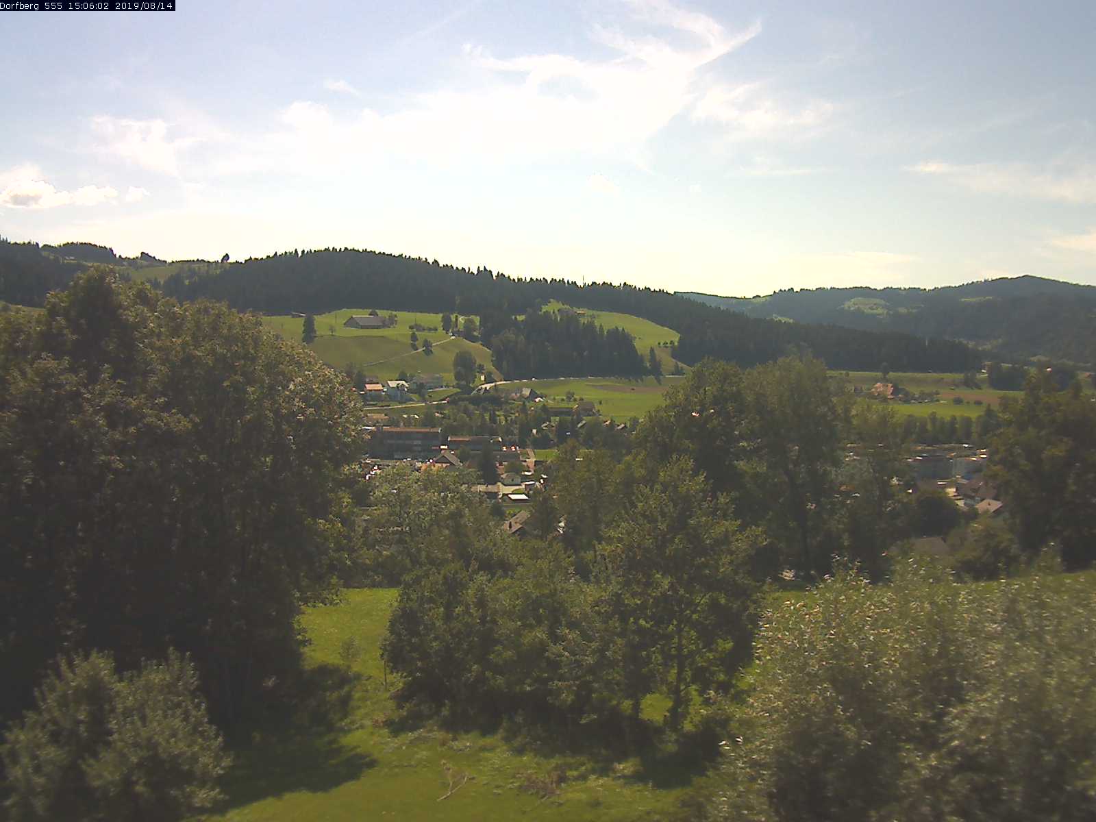 Webcam-Bild: Aussicht vom Dorfberg in Langnau 20190814-150601