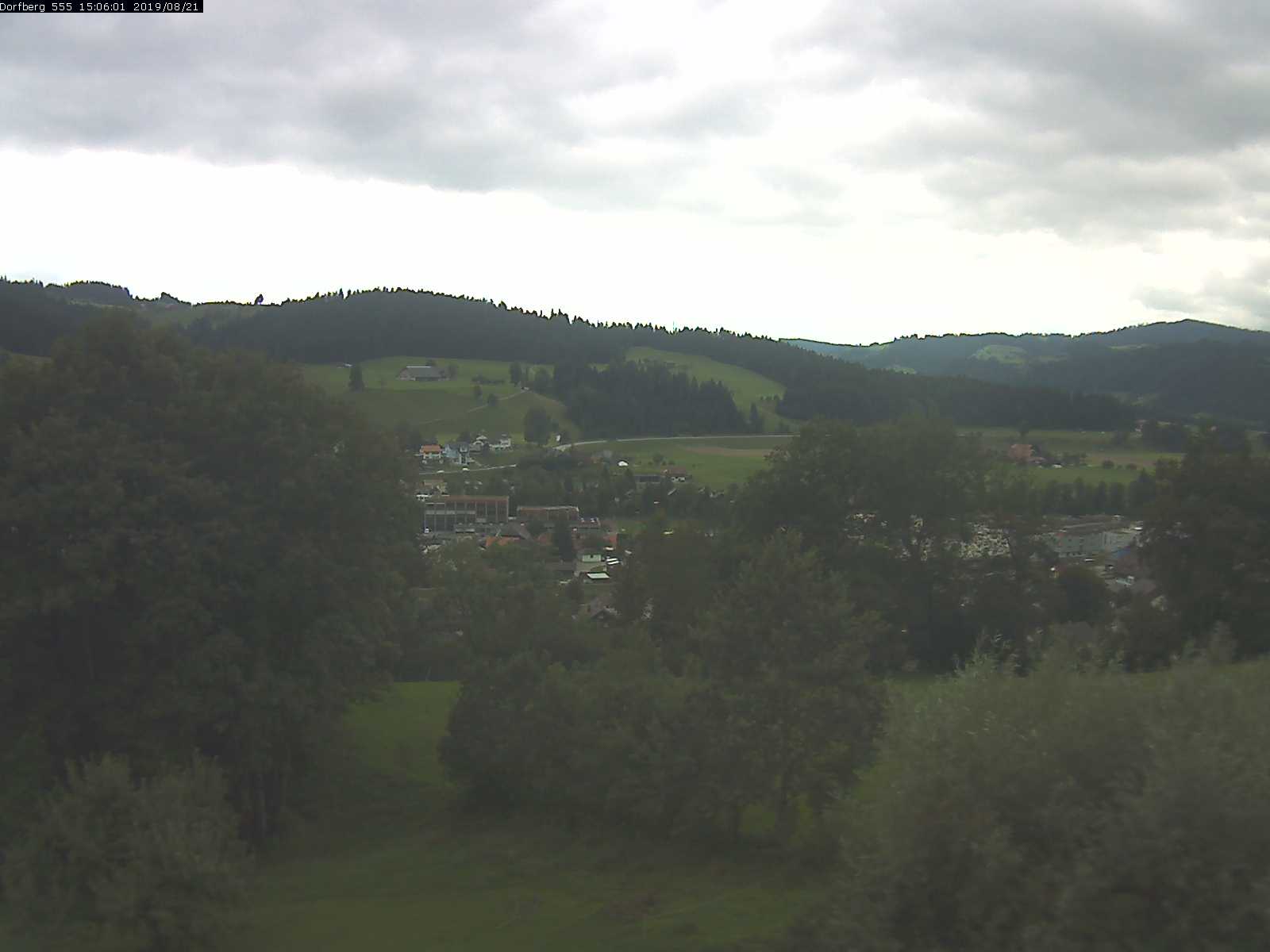 Webcam-Bild: Aussicht vom Dorfberg in Langnau 20190821-150601