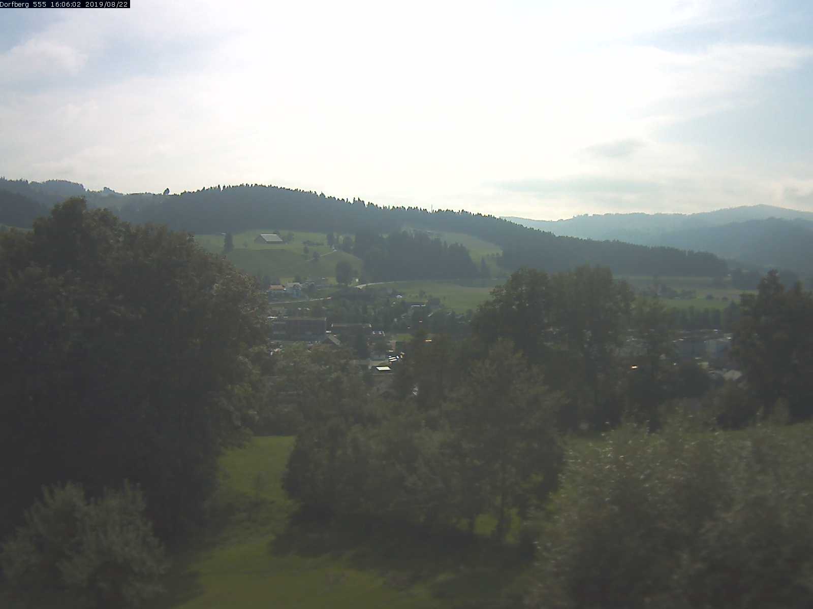 Webcam-Bild: Aussicht vom Dorfberg in Langnau 20190822-160601