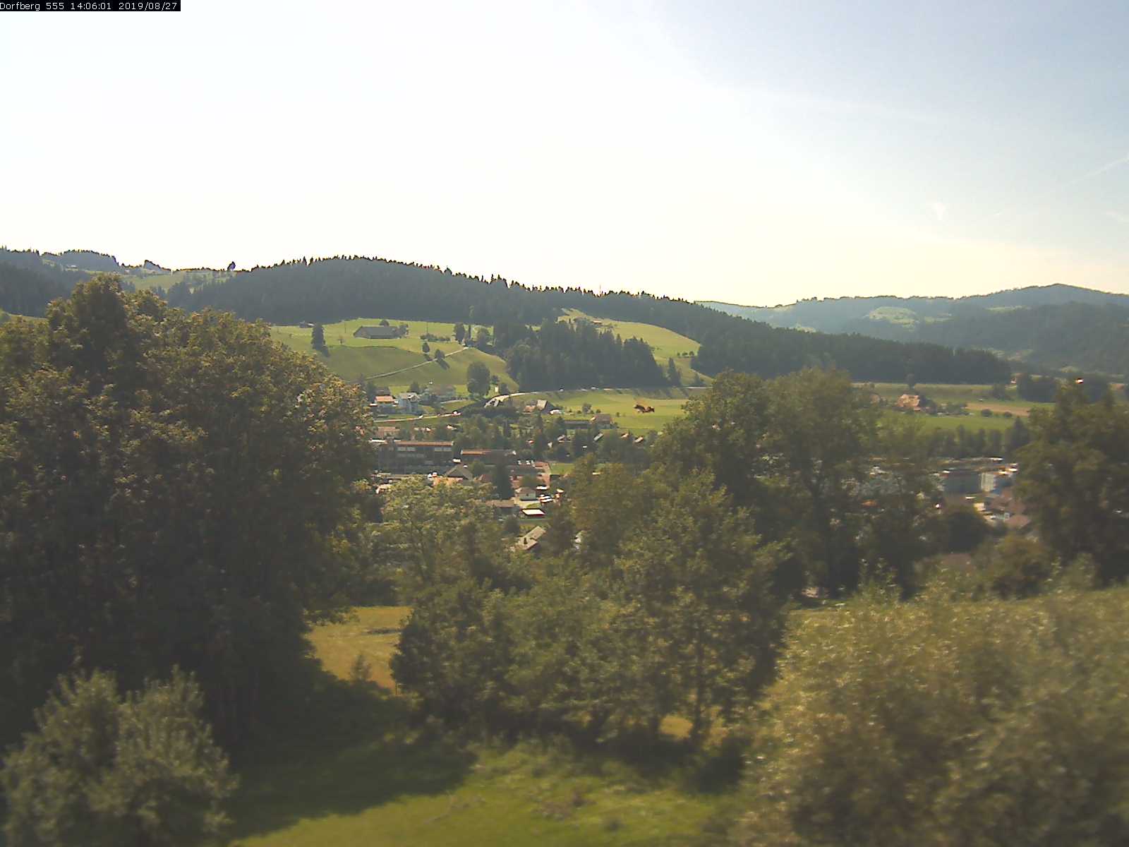 Webcam-Bild: Aussicht vom Dorfberg in Langnau 20190827-140601