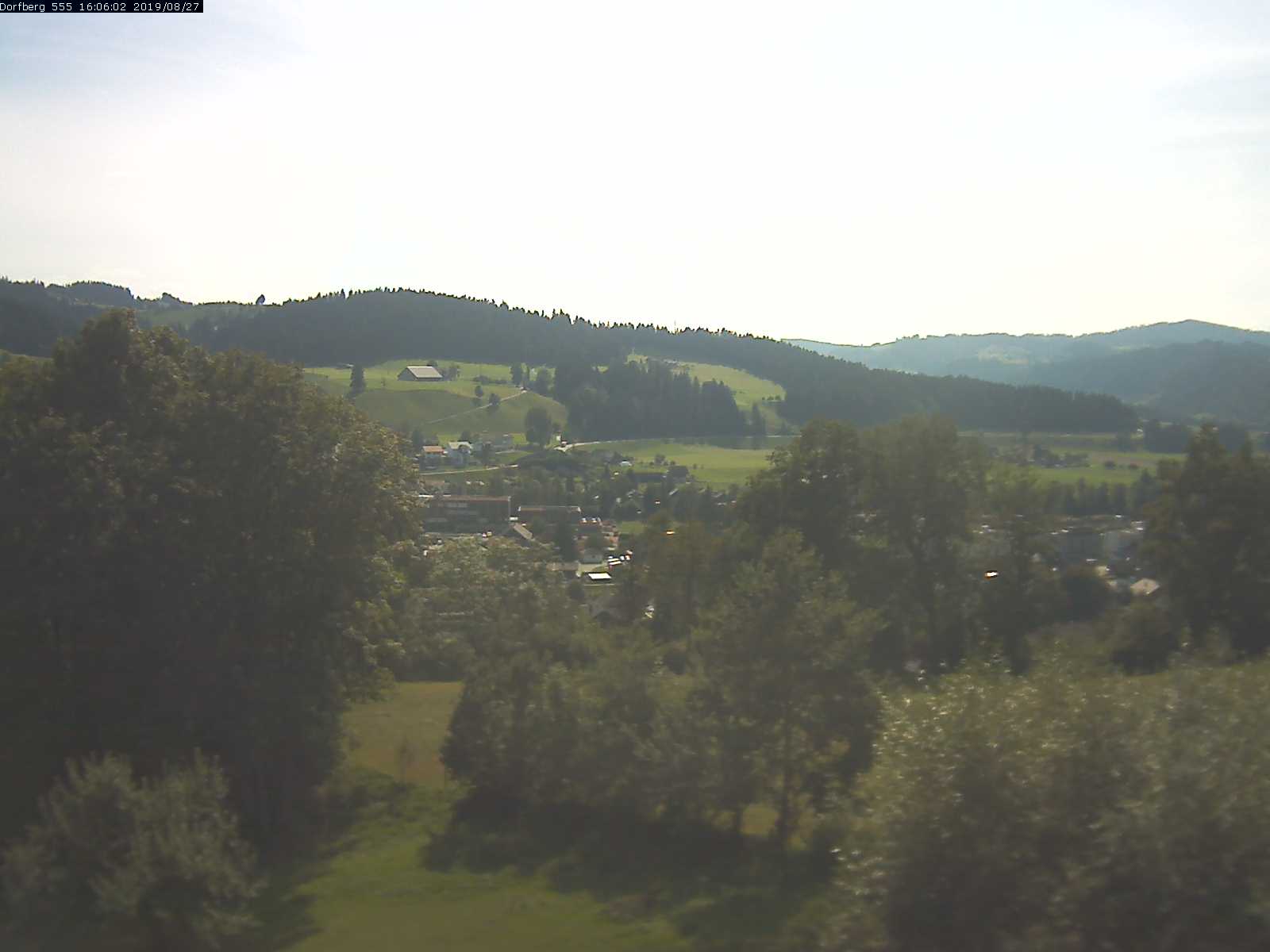 Webcam-Bild: Aussicht vom Dorfberg in Langnau 20190827-160601