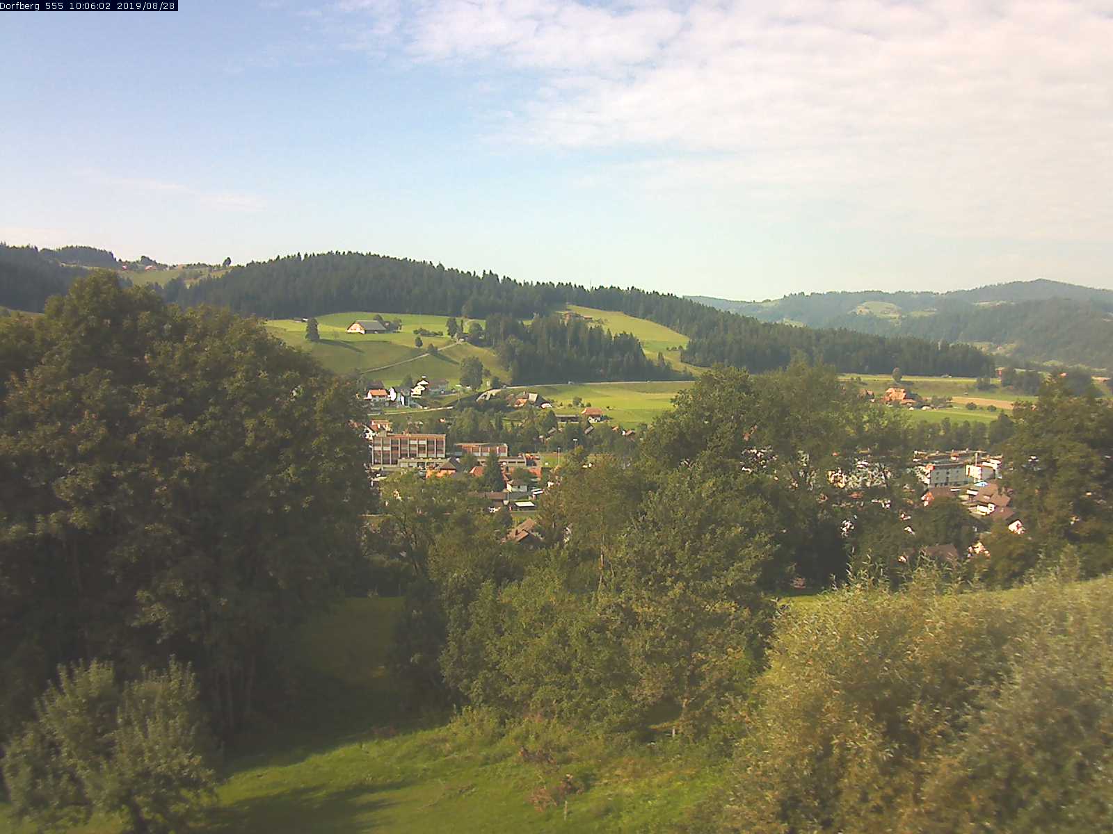 Webcam-Bild: Aussicht vom Dorfberg in Langnau 20190828-100601