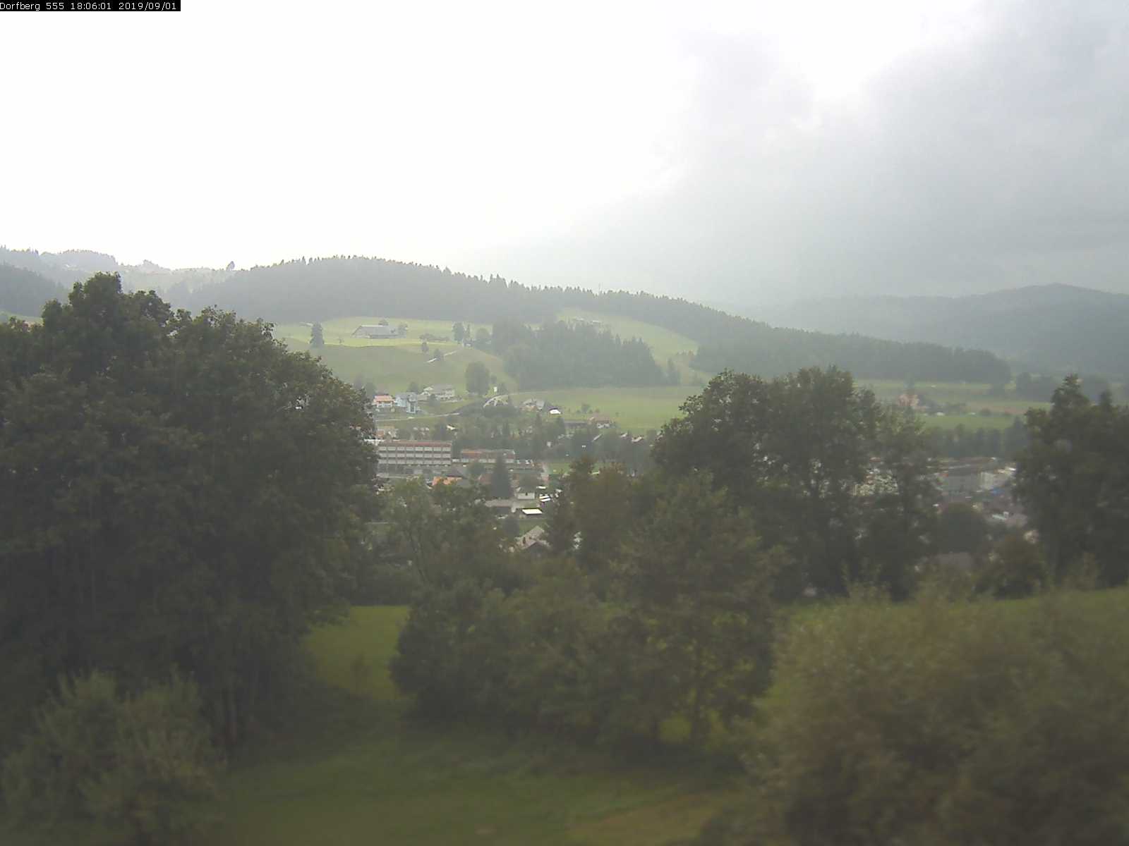 Webcam-Bild: Aussicht vom Dorfberg in Langnau 20190901-180601