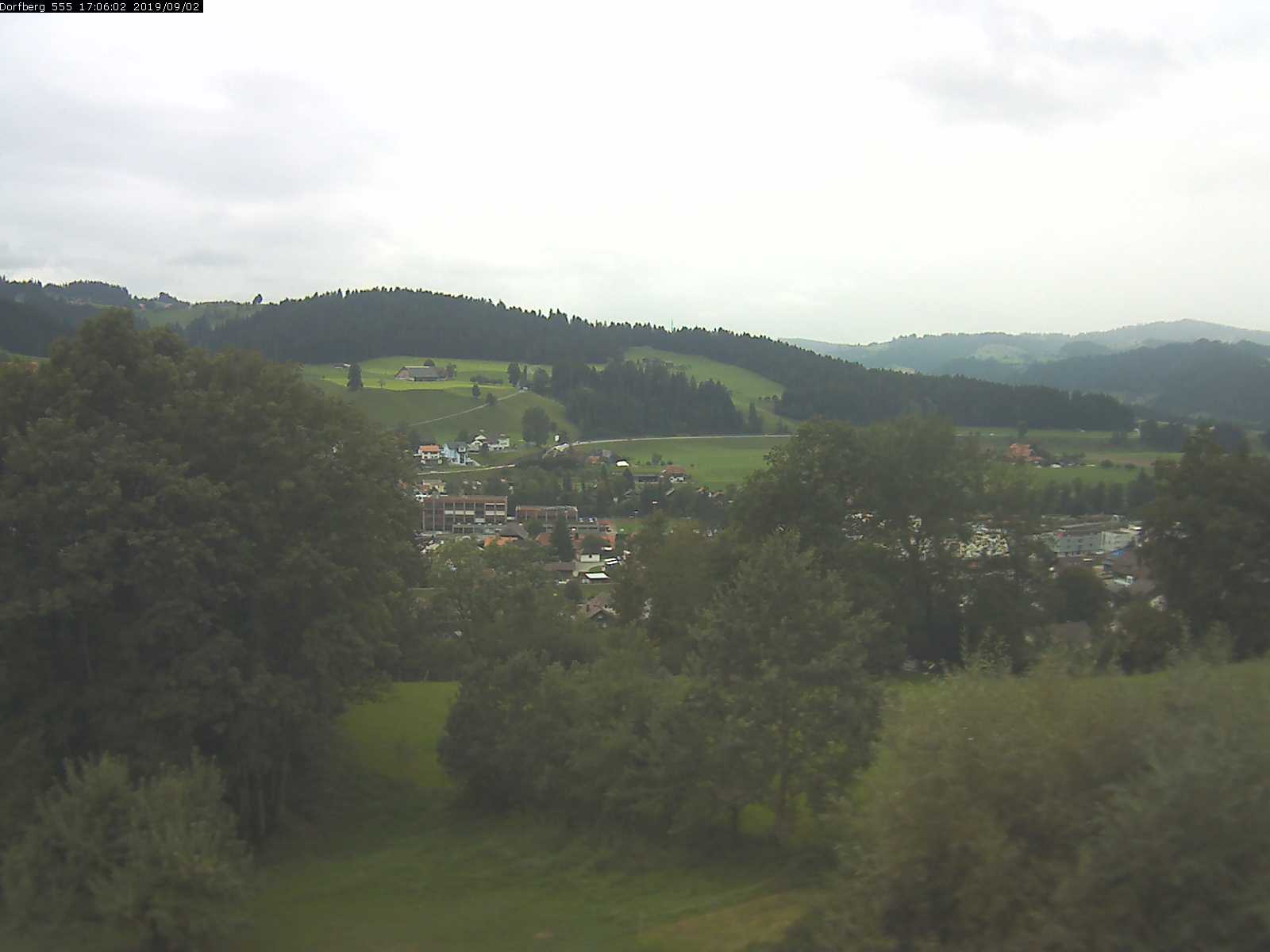 Webcam-Bild: Aussicht vom Dorfberg in Langnau 20190902-170601