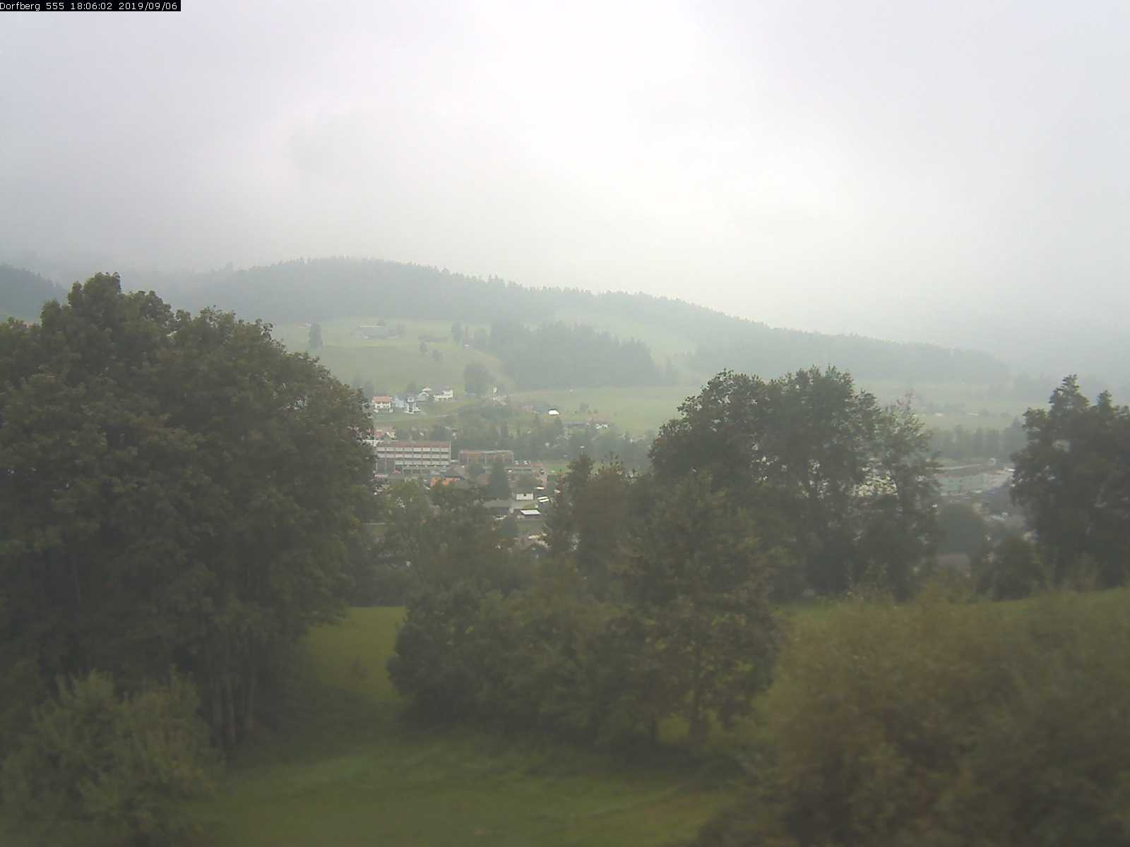 Webcam-Bild: Aussicht vom Dorfberg in Langnau 20190906-180602