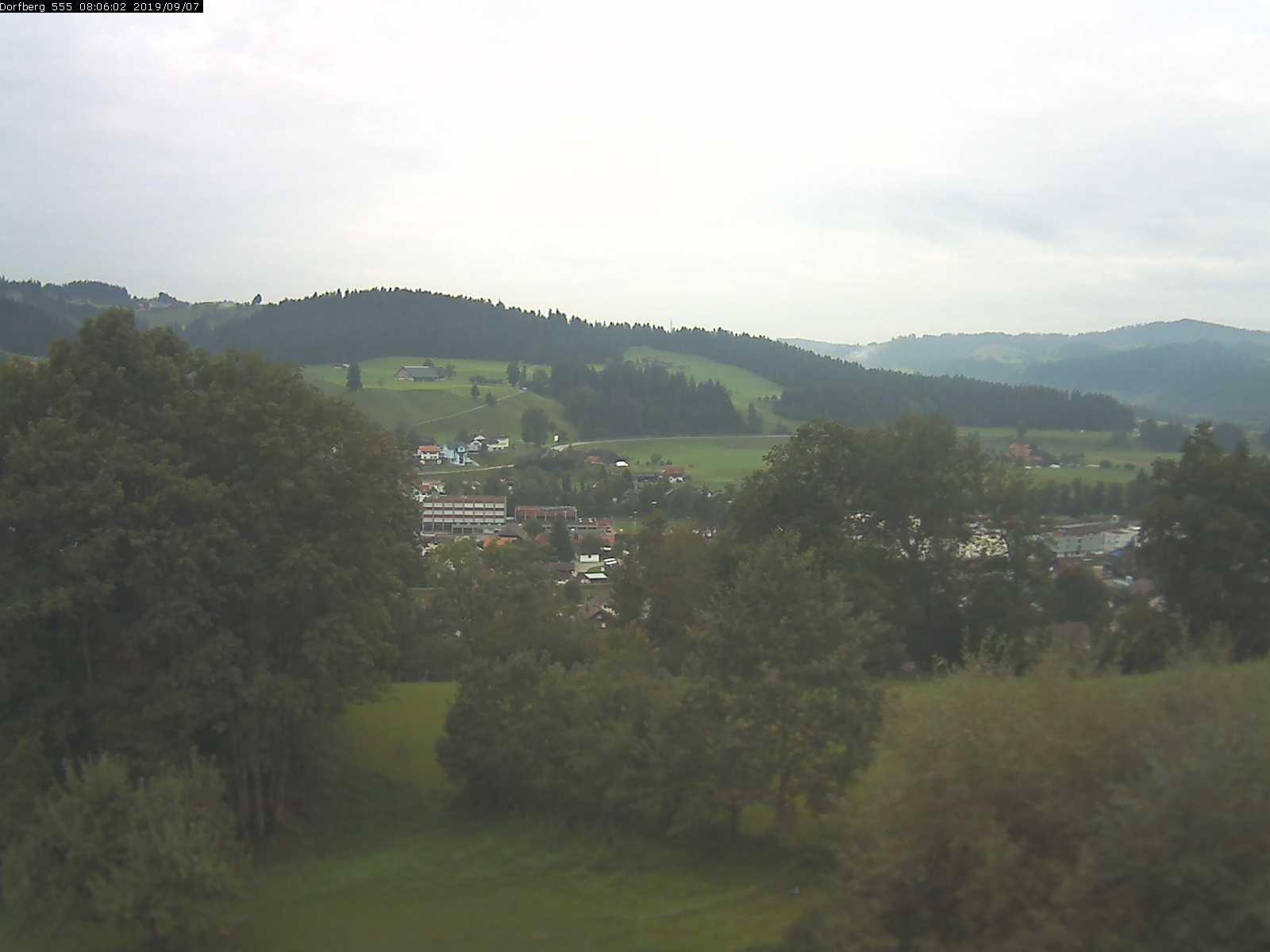 Webcam-Bild: Aussicht vom Dorfberg in Langnau 20190907-080601