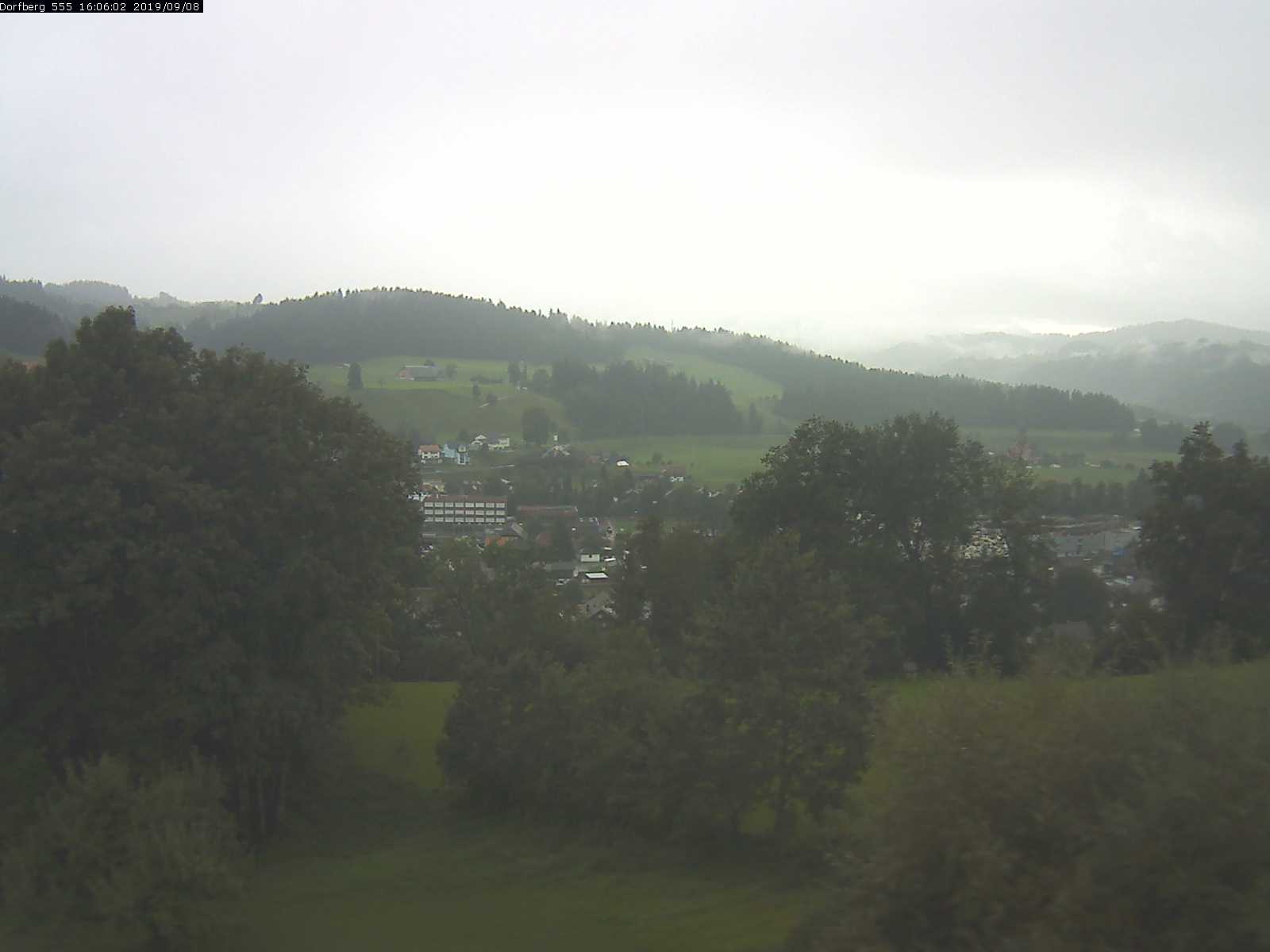 Webcam-Bild: Aussicht vom Dorfberg in Langnau 20190908-160601