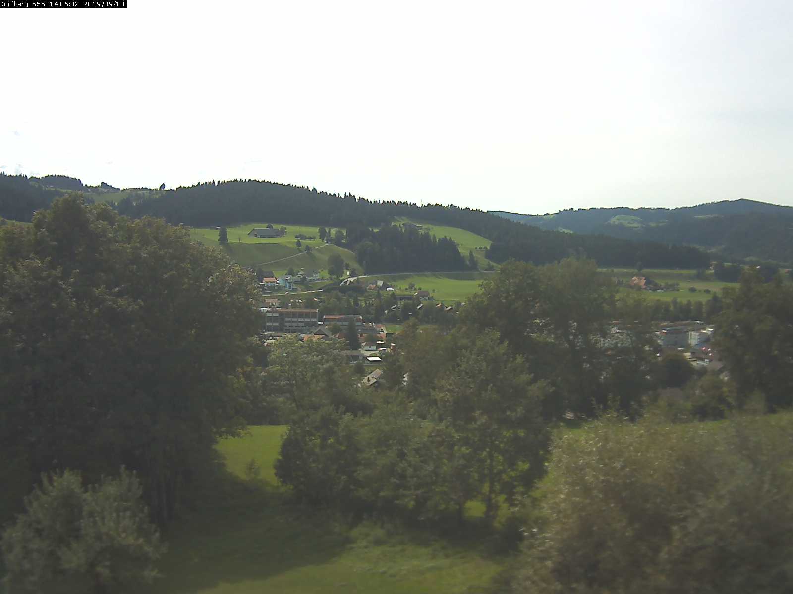 Webcam-Bild: Aussicht vom Dorfberg in Langnau 20190910-140601