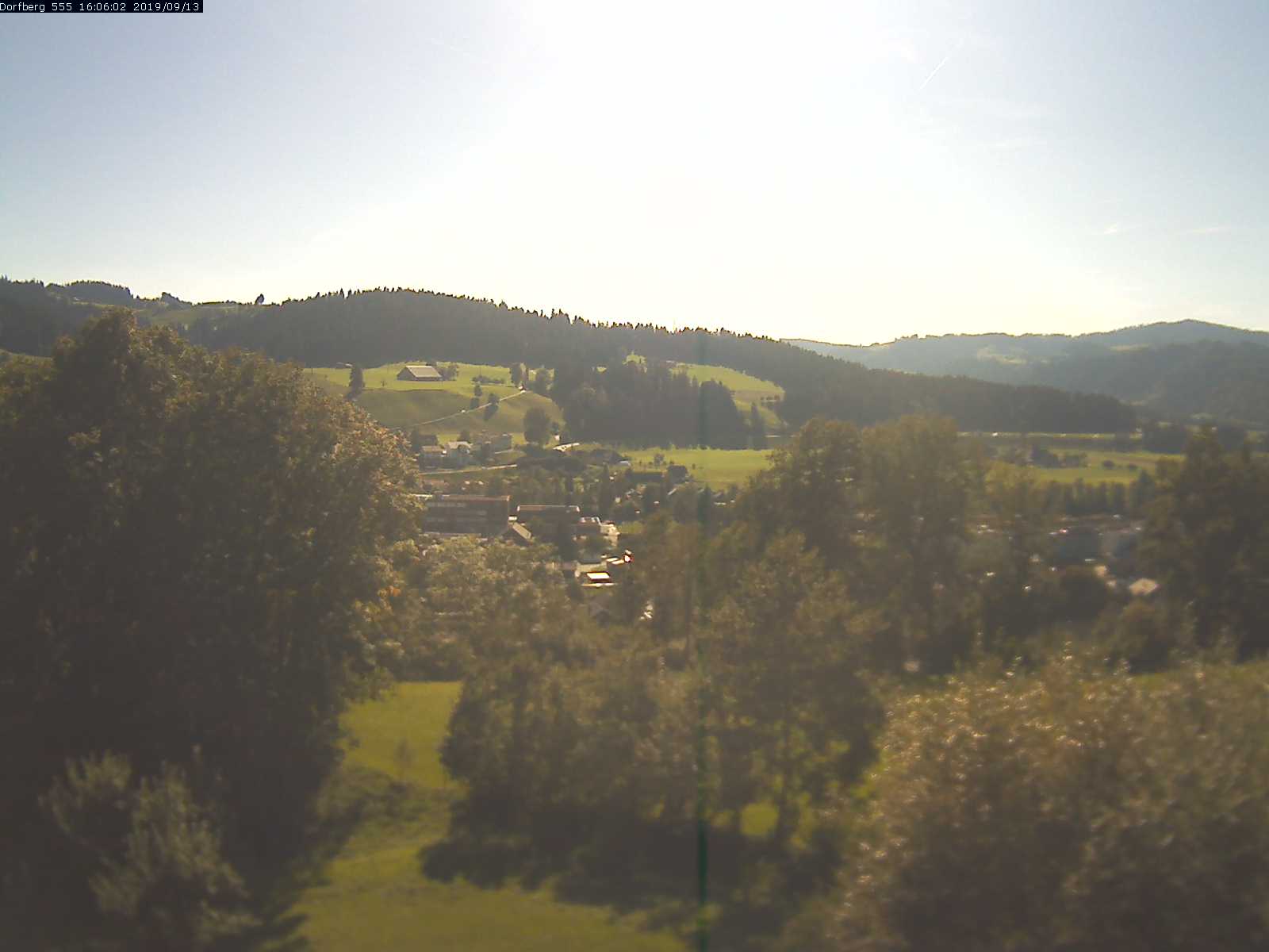 Webcam-Bild: Aussicht vom Dorfberg in Langnau 20190913-160601