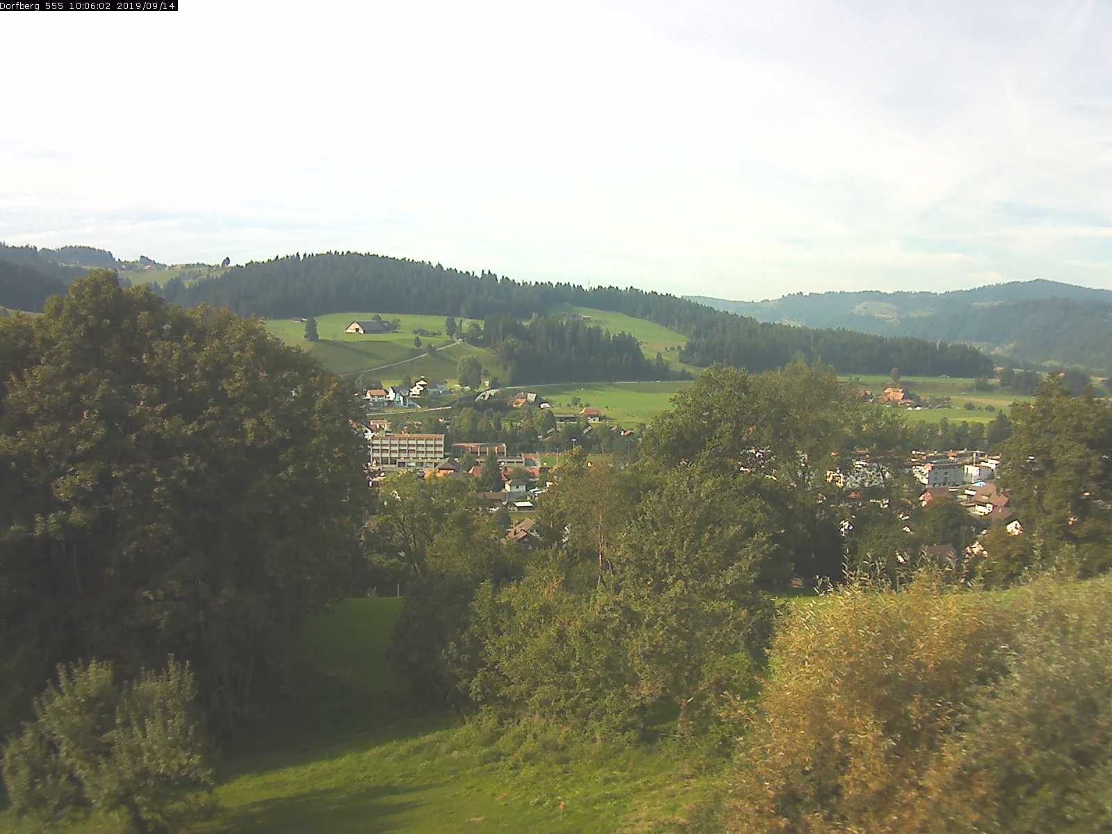 Webcam-Bild: Aussicht vom Dorfberg in Langnau 20190914-100601