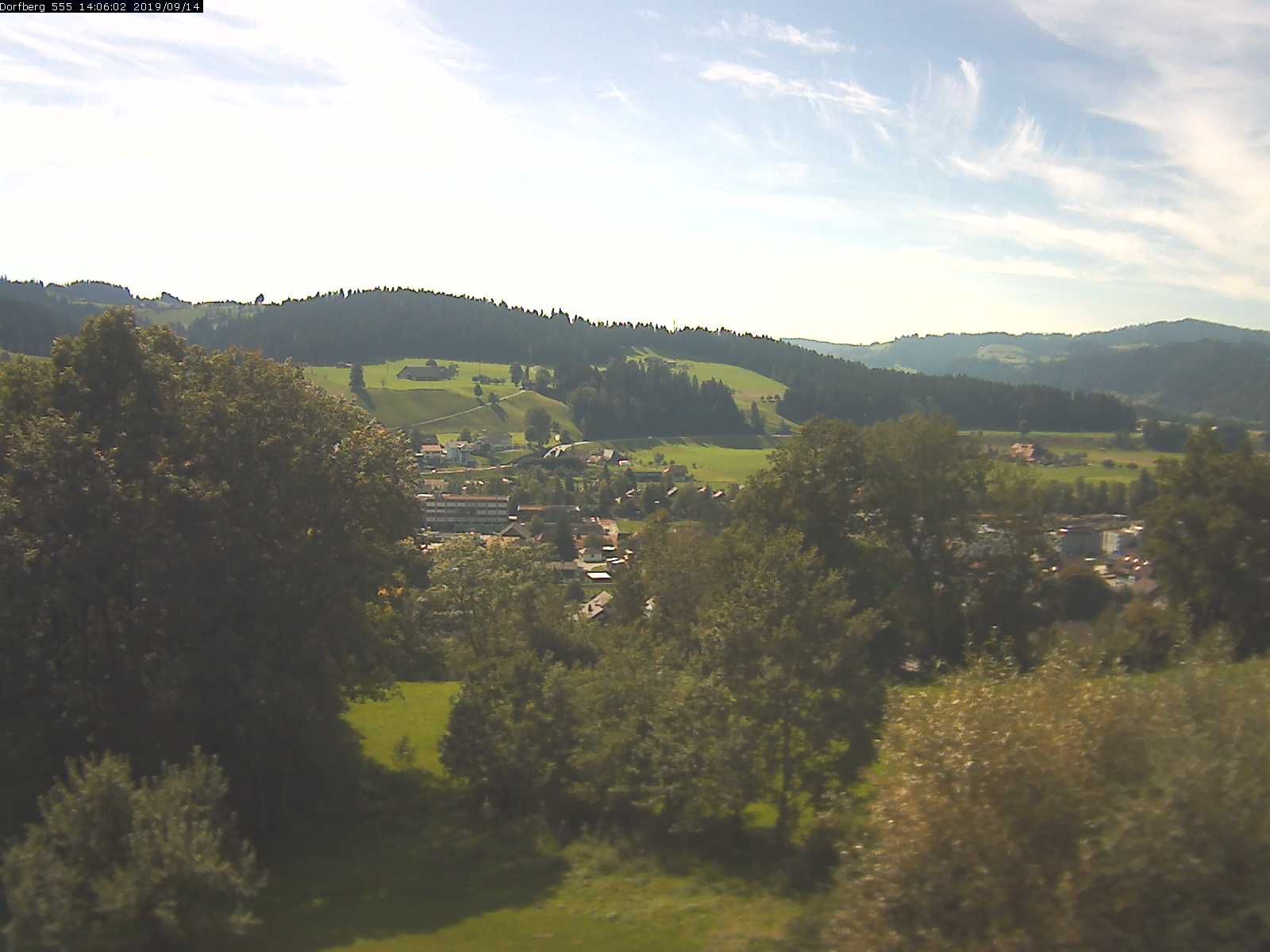 Webcam-Bild: Aussicht vom Dorfberg in Langnau 20190914-140601