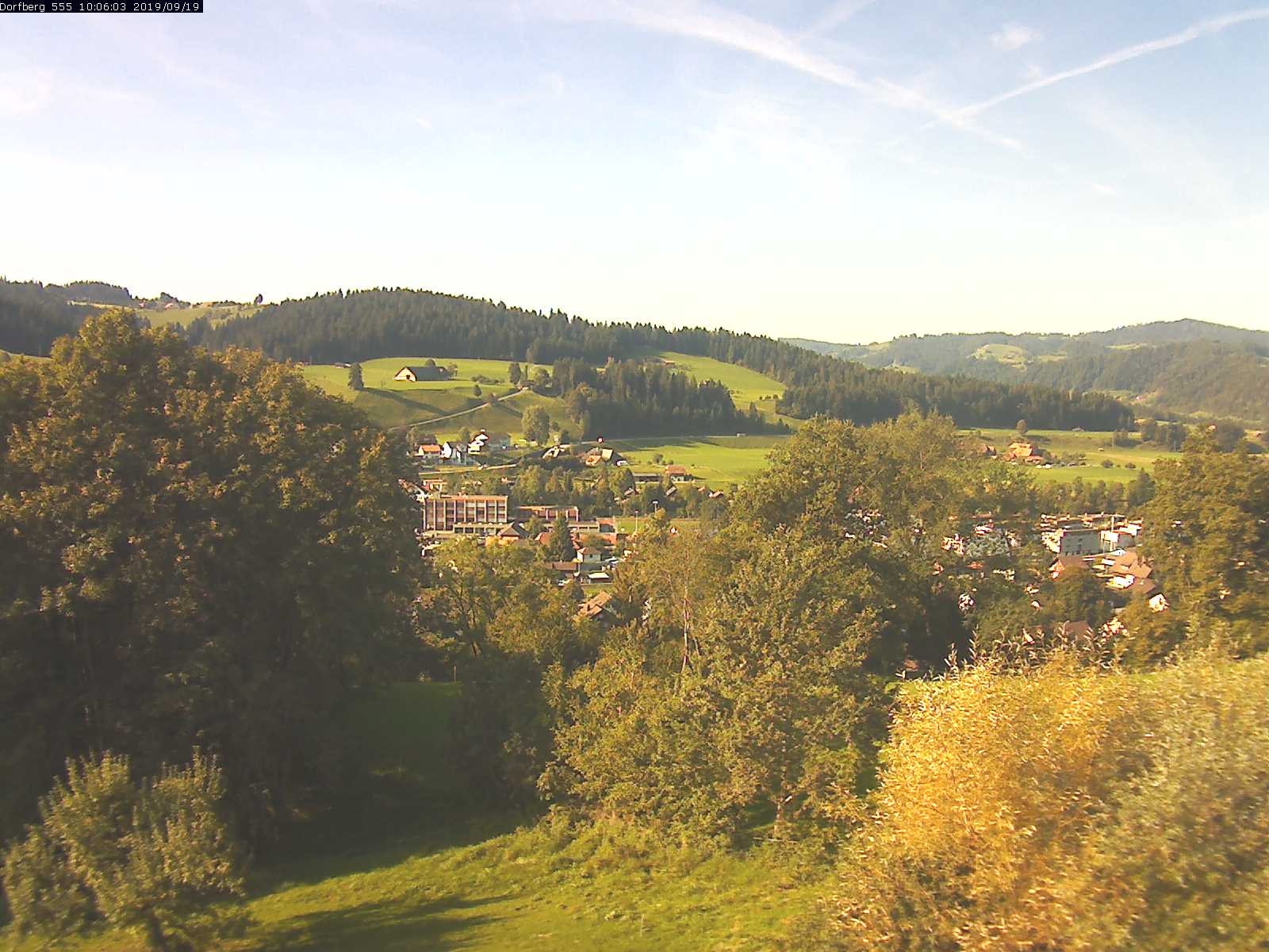 Webcam-Bild: Aussicht vom Dorfberg in Langnau 20190919-100601