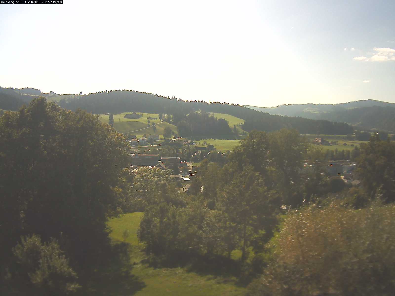 Webcam-Bild: Aussicht vom Dorfberg in Langnau 20190919-150601