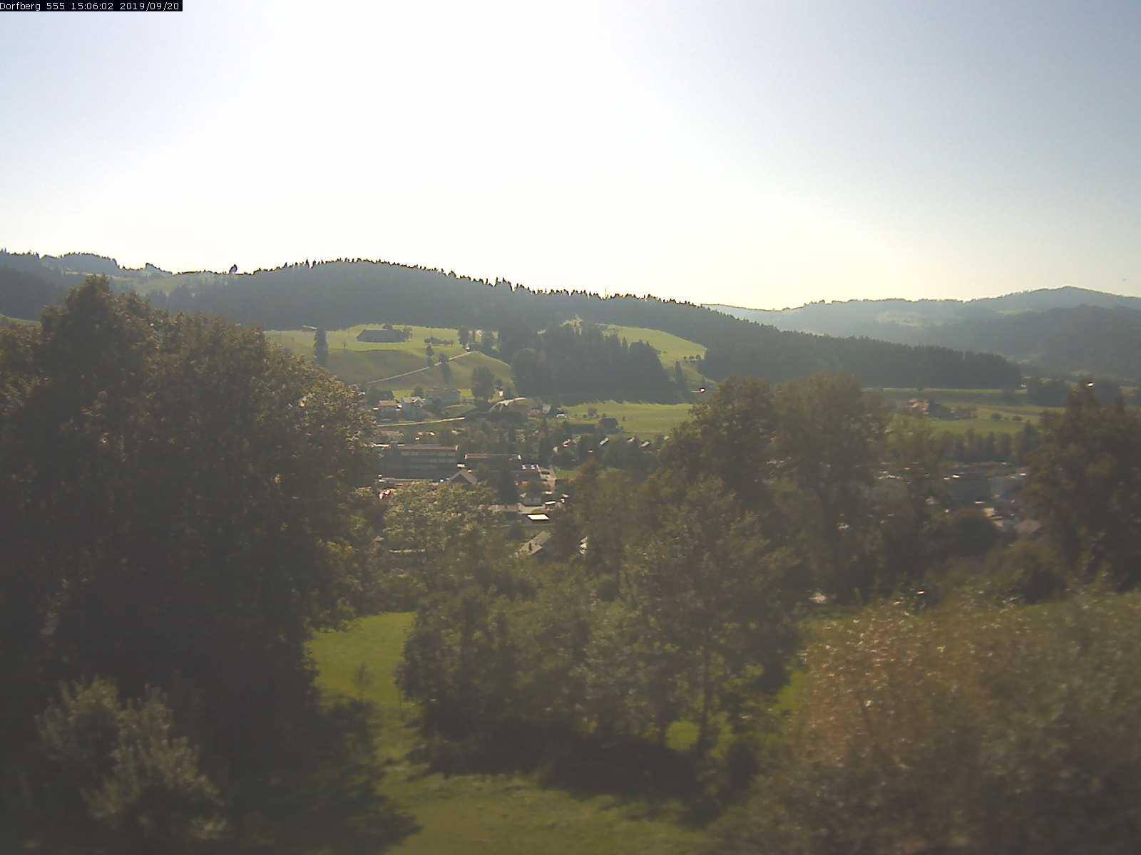 Webcam-Bild: Aussicht vom Dorfberg in Langnau 20190920-150601