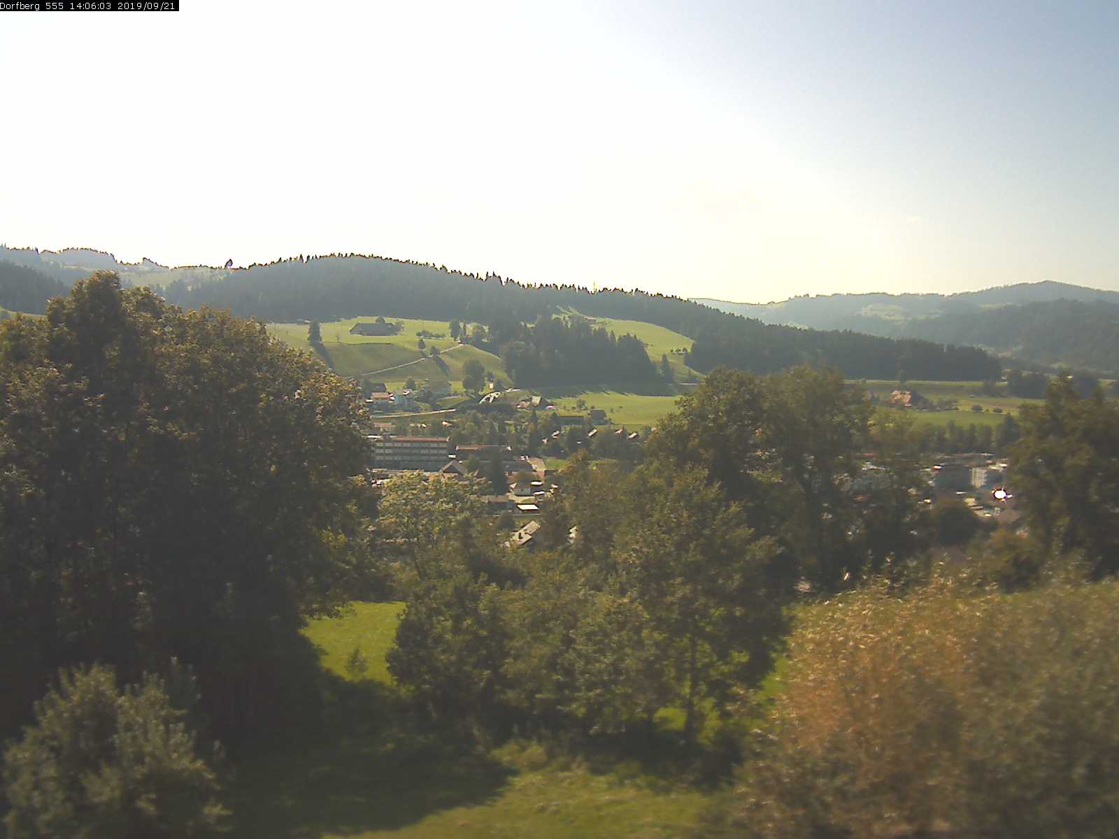 Webcam-Bild: Aussicht vom Dorfberg in Langnau 20190921-140601