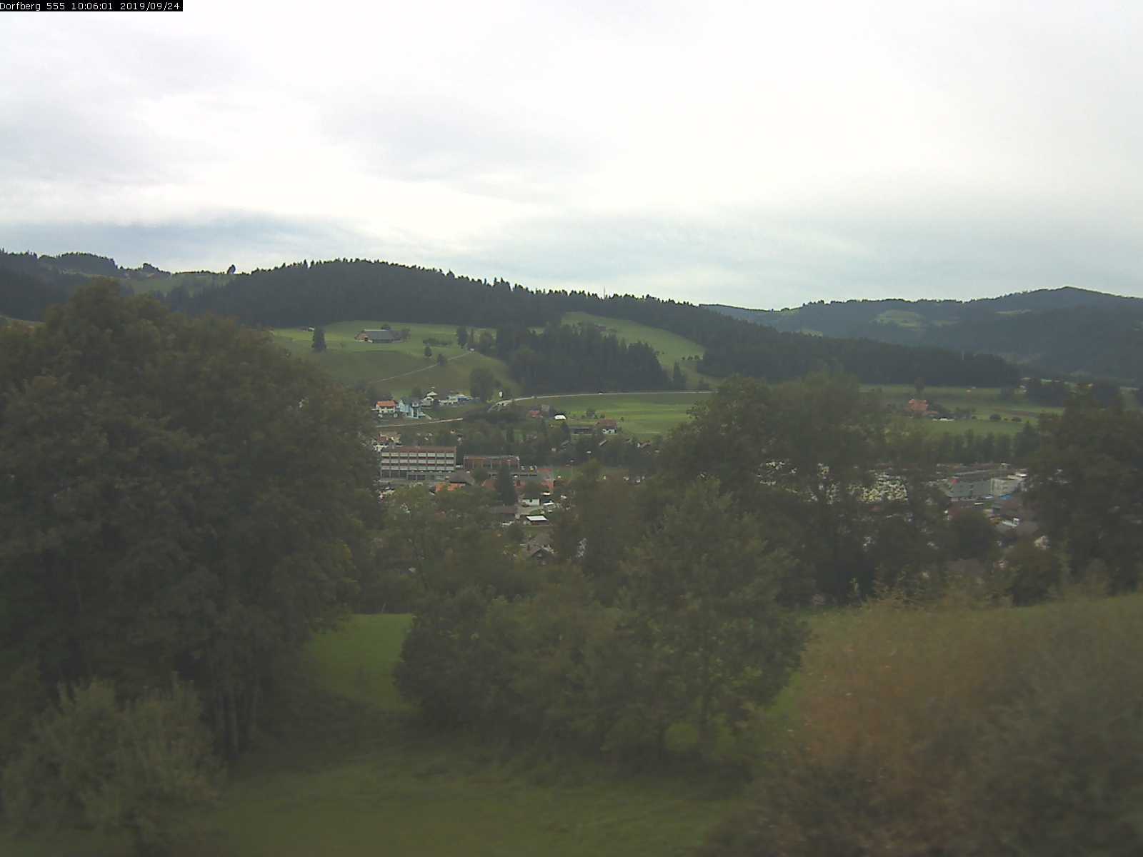 Webcam-Bild: Aussicht vom Dorfberg in Langnau 20190924-100601
