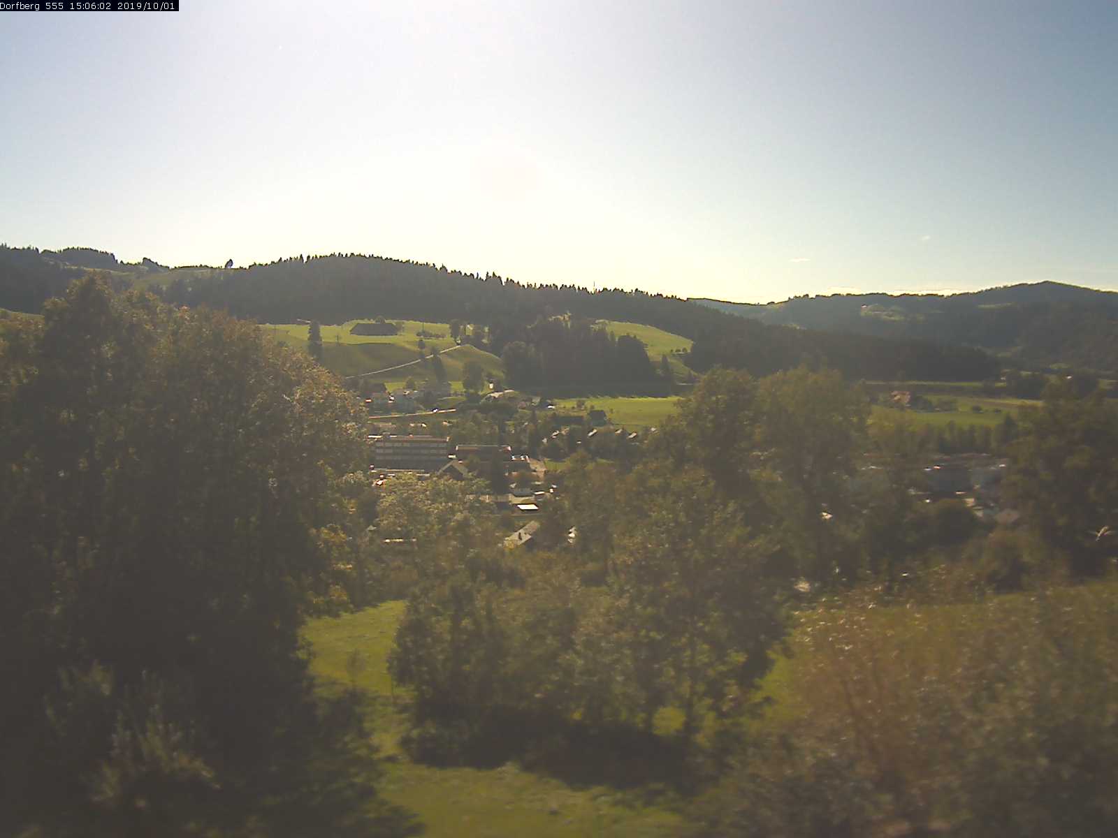 Webcam-Bild: Aussicht vom Dorfberg in Langnau 20191001-150601