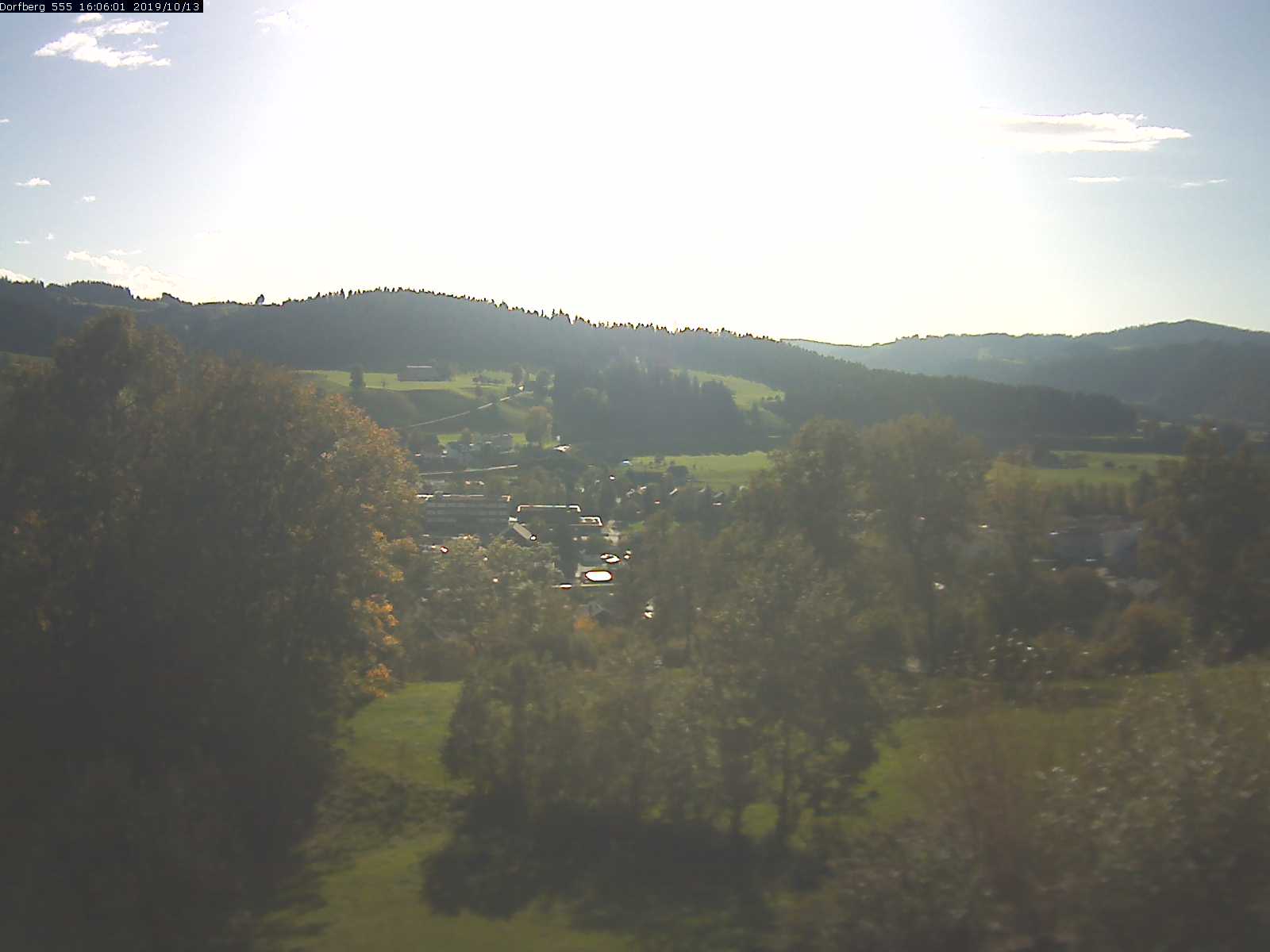Webcam-Bild: Aussicht vom Dorfberg in Langnau 20191013-160601