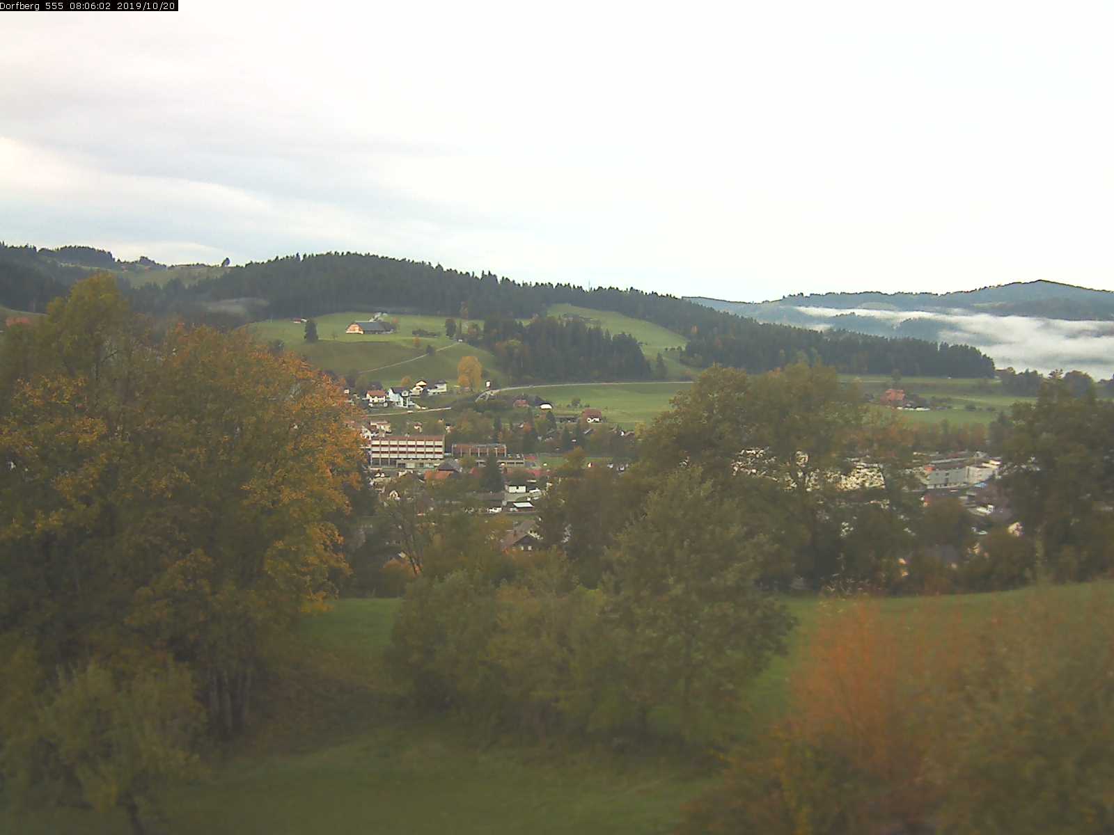 Webcam-Bild: Aussicht vom Dorfberg in Langnau 20191020-080601